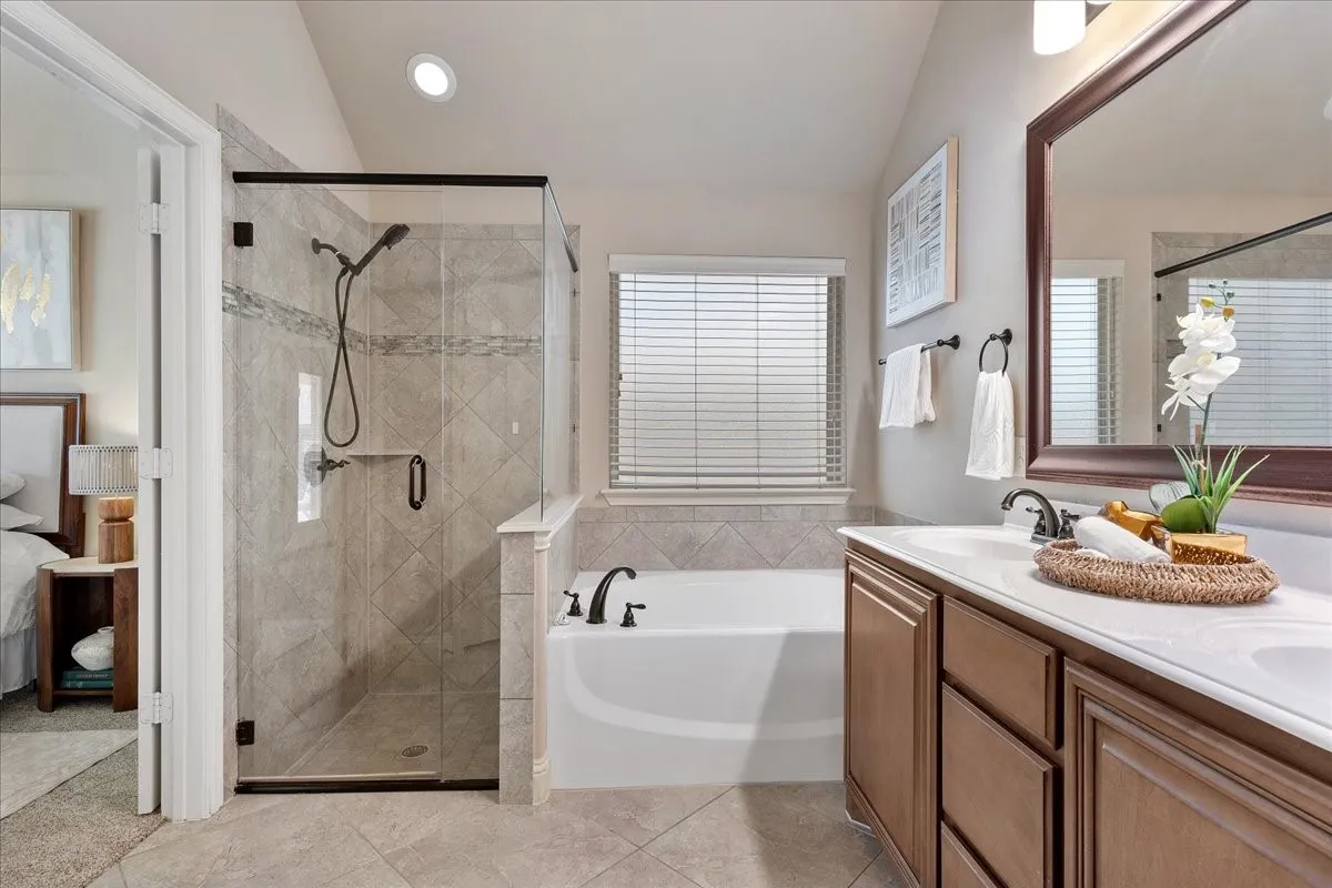 Single Family Residence For Sale in Denton County , 9328 Amistad Lane, Denton, Texas 76226, 3 Bedroom, 2 Bathroom, 2 Garage spaces, 1,843 Sqft, built in 2015, mls#21385423, Real Estate Agent in Denton, Homes For Sale in Denton county, Homes For Sale in Denton, Realtor in Denton Texas, Real Estate Brokerage Independent Realty Texas, Luminita Cordes Realtor