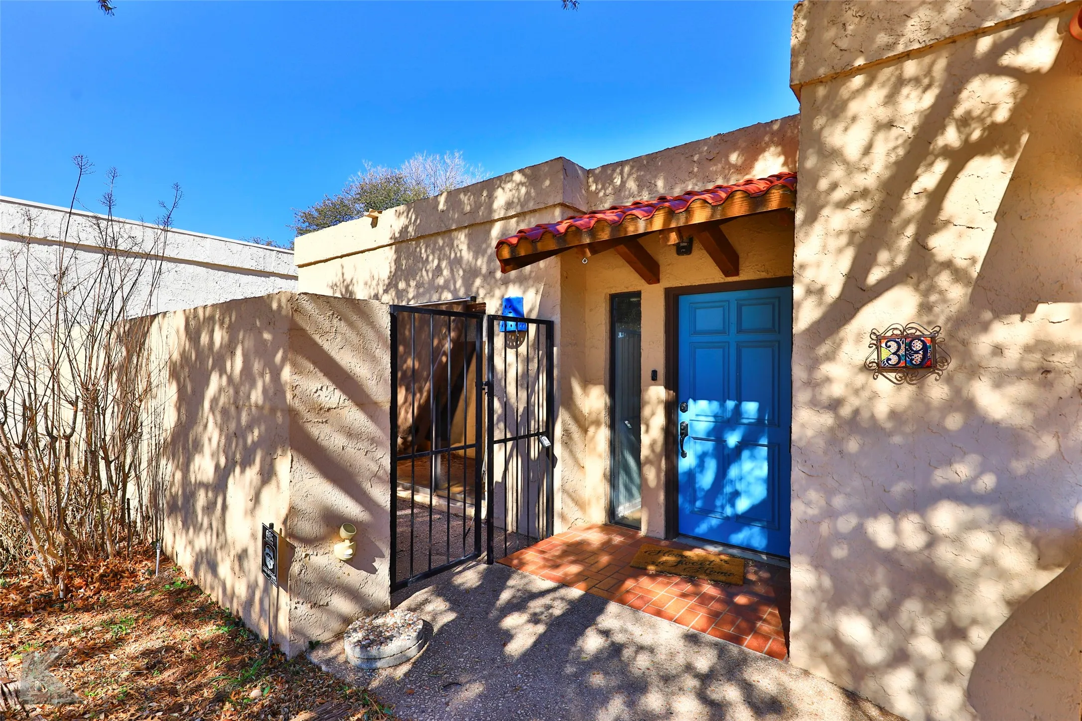 Single Family Residence For Rent in Taylor County , 39 Tamarisk Circle, Abilene, Texas 79606, 3 Bedroom, 3 Bathroom, 2 Garage spaces, 2,448 Sqft, built in 1979, mls#21389730, Real Estate Agent in Abilene, Homes For Rent in Taylor county, Homes For Rent in Abilene, Realtor in Abilene Texas, Real Estate Brokerage Independent Realty Texas, Luminita Cordes Realtor