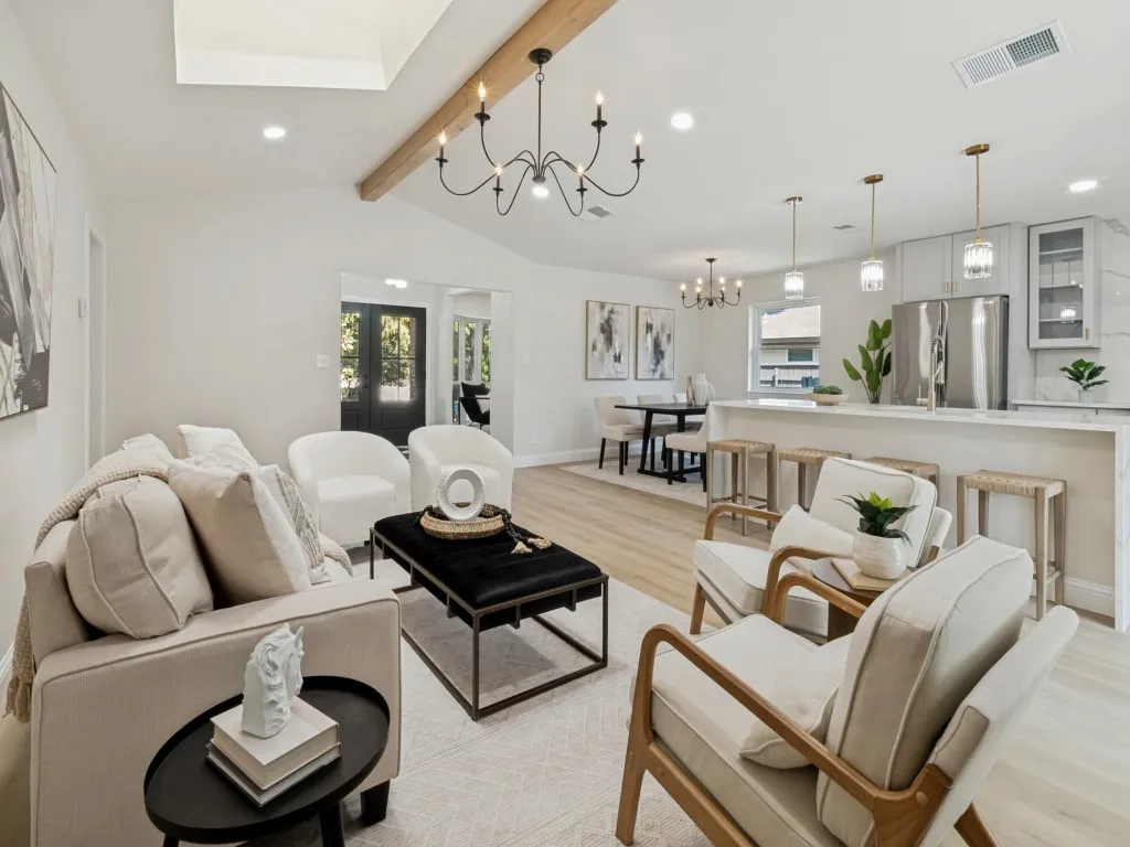 Single Family Residence For Rent in Dallas County , 9008 Flicker Lane, Dallas, Texas 75238, 3 Bedroom, 2 Bathroom, 2 Garage spaces, 1,716 Sqft, built in 1971, mls#21389732, Real Estate Agent in Dallas, Homes For Rent in Dallas county, Homes For Rent in Dallas, Realtor in Dallas Texas, Real Estate Brokerage Independent Realty Texas, Luminita Cordes Realtor
