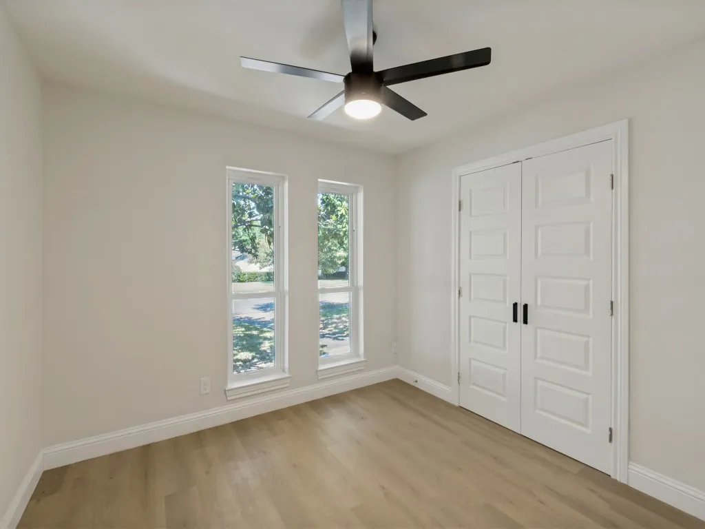 Single Family Residence For Rent in Dallas County , 9008 Flicker Lane, Dallas, Texas 75238, 3 Bedroom, 2 Bathroom, 2 Garage spaces, 1,716 Sqft, built in 1971, mls#21389732, Real Estate Agent in Dallas, Homes For Rent in Dallas county, Homes For Rent in Dallas, Realtor in Dallas Texas, Real Estate Brokerage Independent Realty Texas, Luminita Cordes Realtor