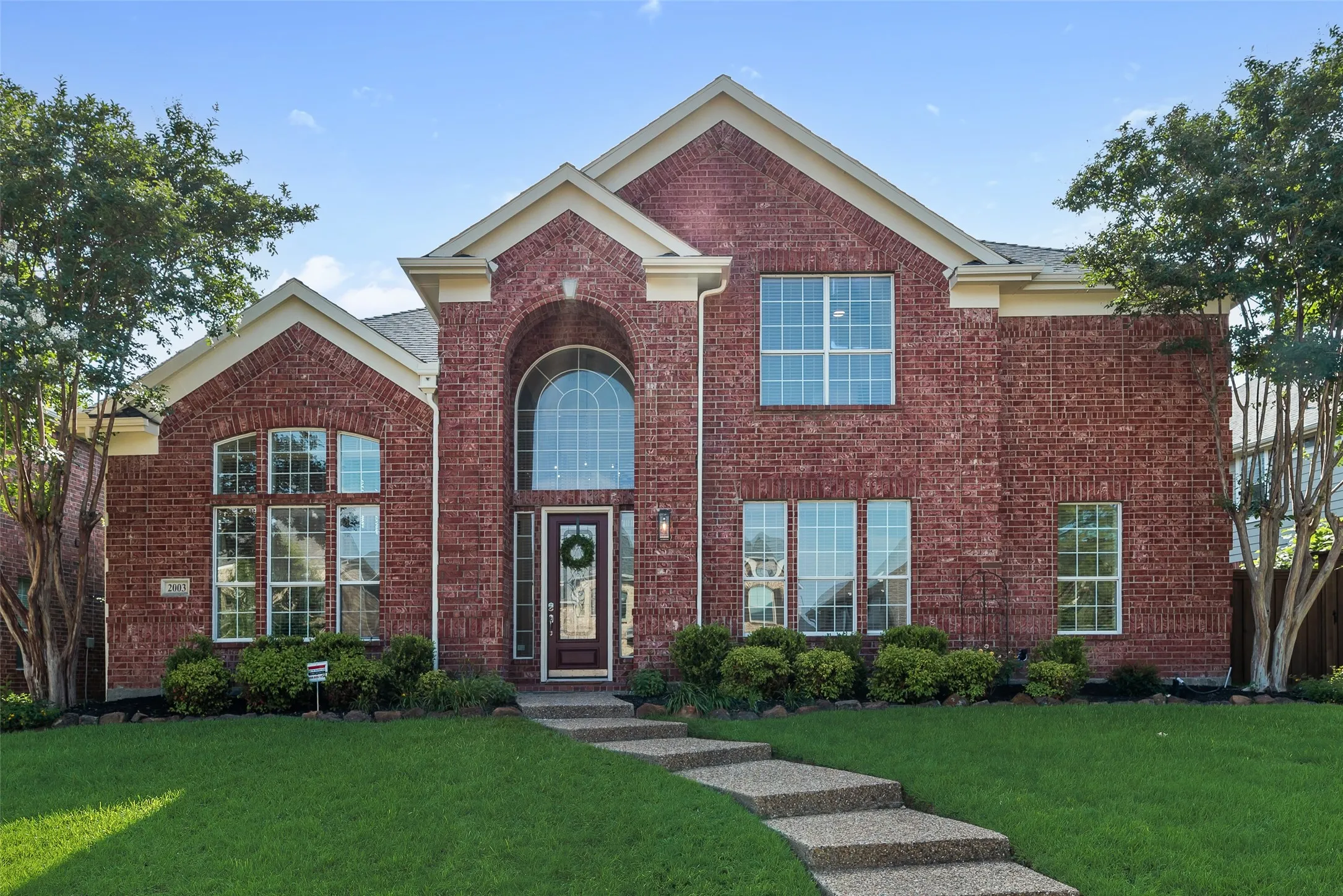 Single Family Residence For Sale in Collin County , 2003 Meghan Court, Allen, Texas 75013, 4 Bedroom, 4 Bathroom, 2 Garage spaces, 3,590 Sqft, built in 2005, mls#21388476, Real Estate Agent in Allen, Homes For Sale in Collin county, Homes For Sale in Allen, Realtor in Allen Texas, Real Estate Brokerage Independent Realty Texas, Luminita Cordes Realtor