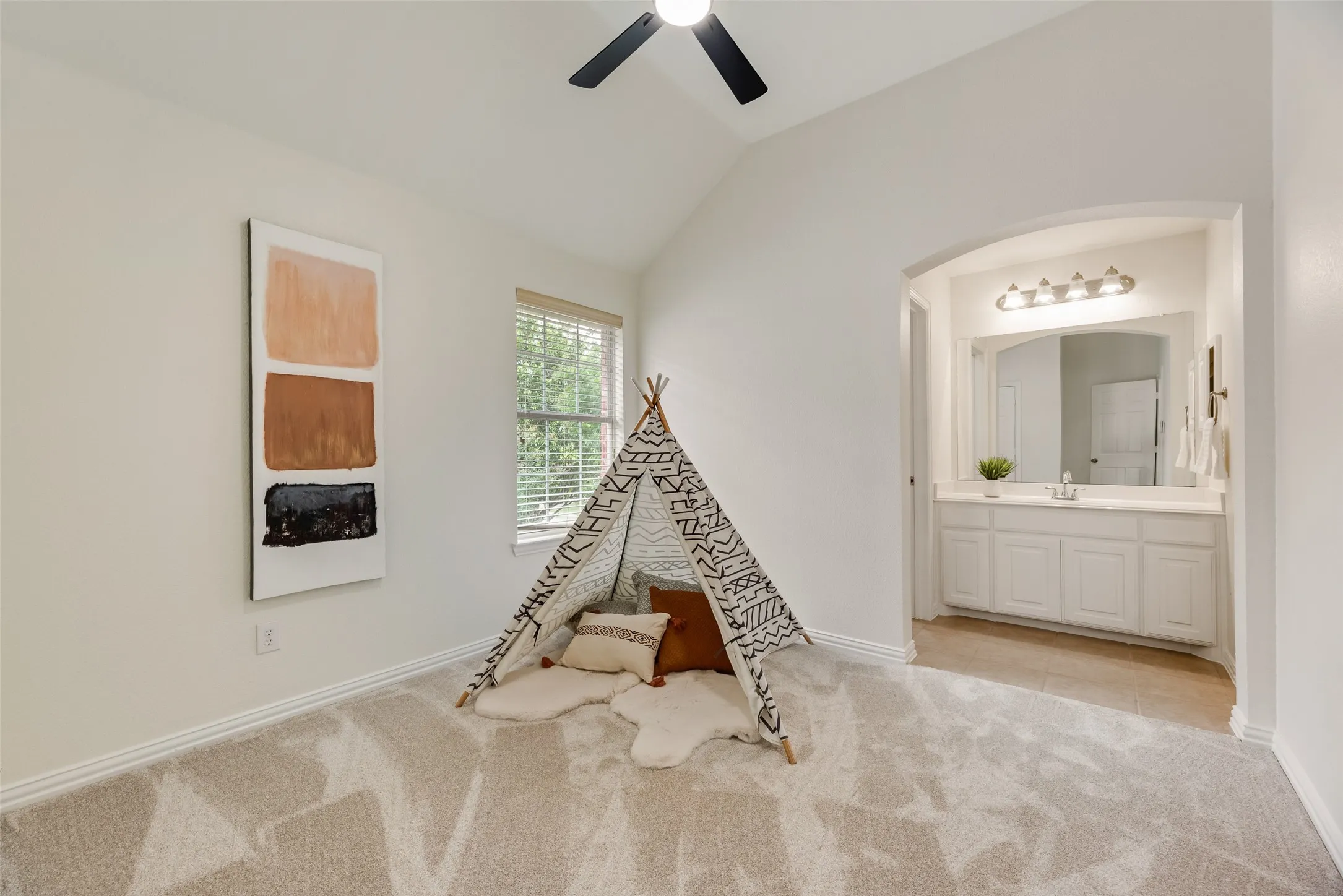 Single Family Residence For Sale in Collin County , 2003 Meghan Court, Allen, Texas 75013, 4 Bedroom, 4 Bathroom, 2 Garage spaces, 3,590 Sqft, built in 2005, mls#21388476, Real Estate Agent in Allen, Homes For Sale in Collin county, Homes For Sale in Allen, Realtor in Allen Texas, Real Estate Brokerage Independent Realty Texas, Luminita Cordes Realtor