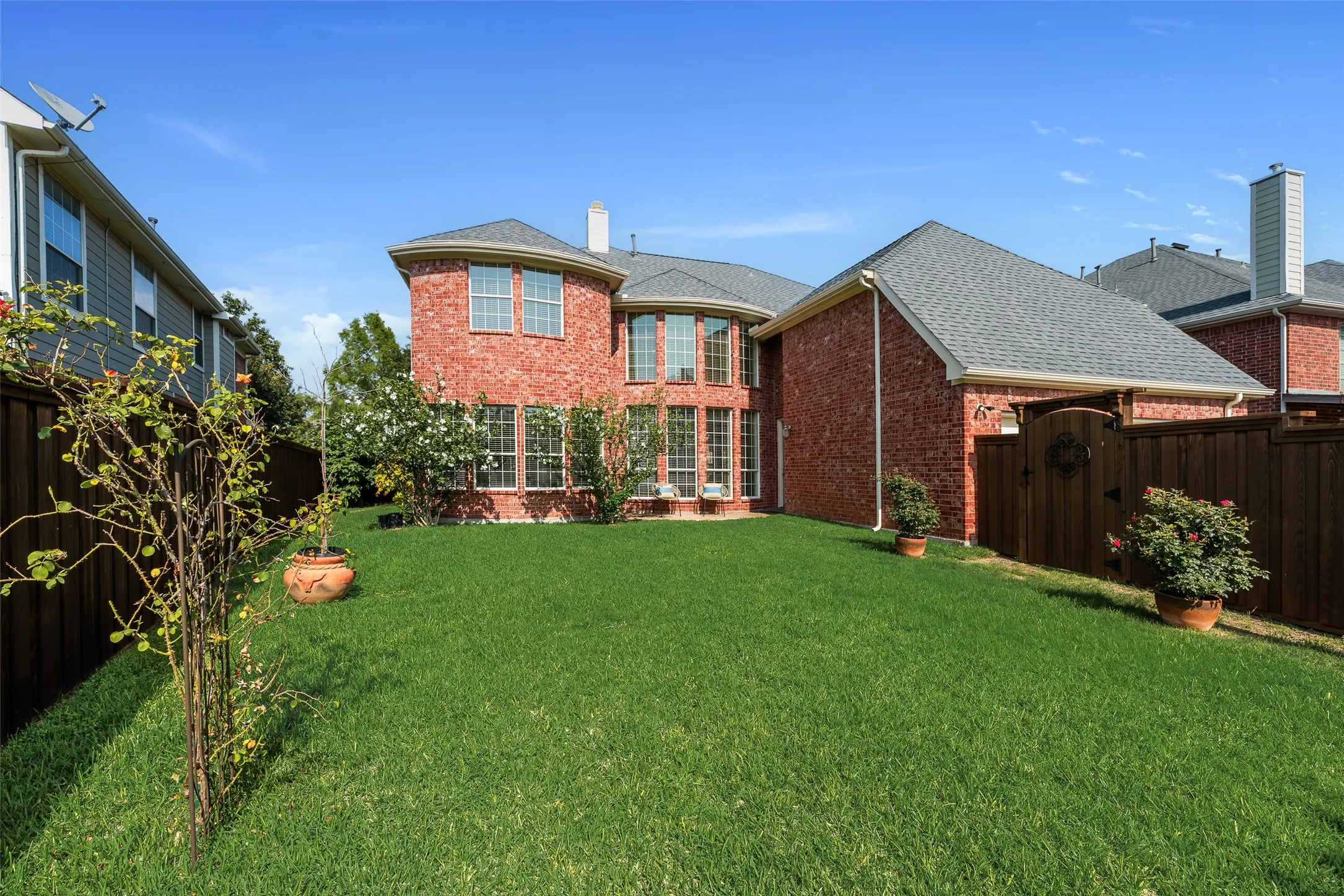 Single Family Residence For Sale in Collin County , 2003 Meghan Court, Allen, Texas 75013, 4 Bedroom, 4 Bathroom, 2 Garage spaces, 3,590 Sqft, built in 2005, mls#21388476, Real Estate Agent in Allen, Homes For Sale in Collin county, Homes For Sale in Allen, Realtor in Allen Texas, Real Estate Brokerage Independent Realty Texas, Luminita Cordes Realtor