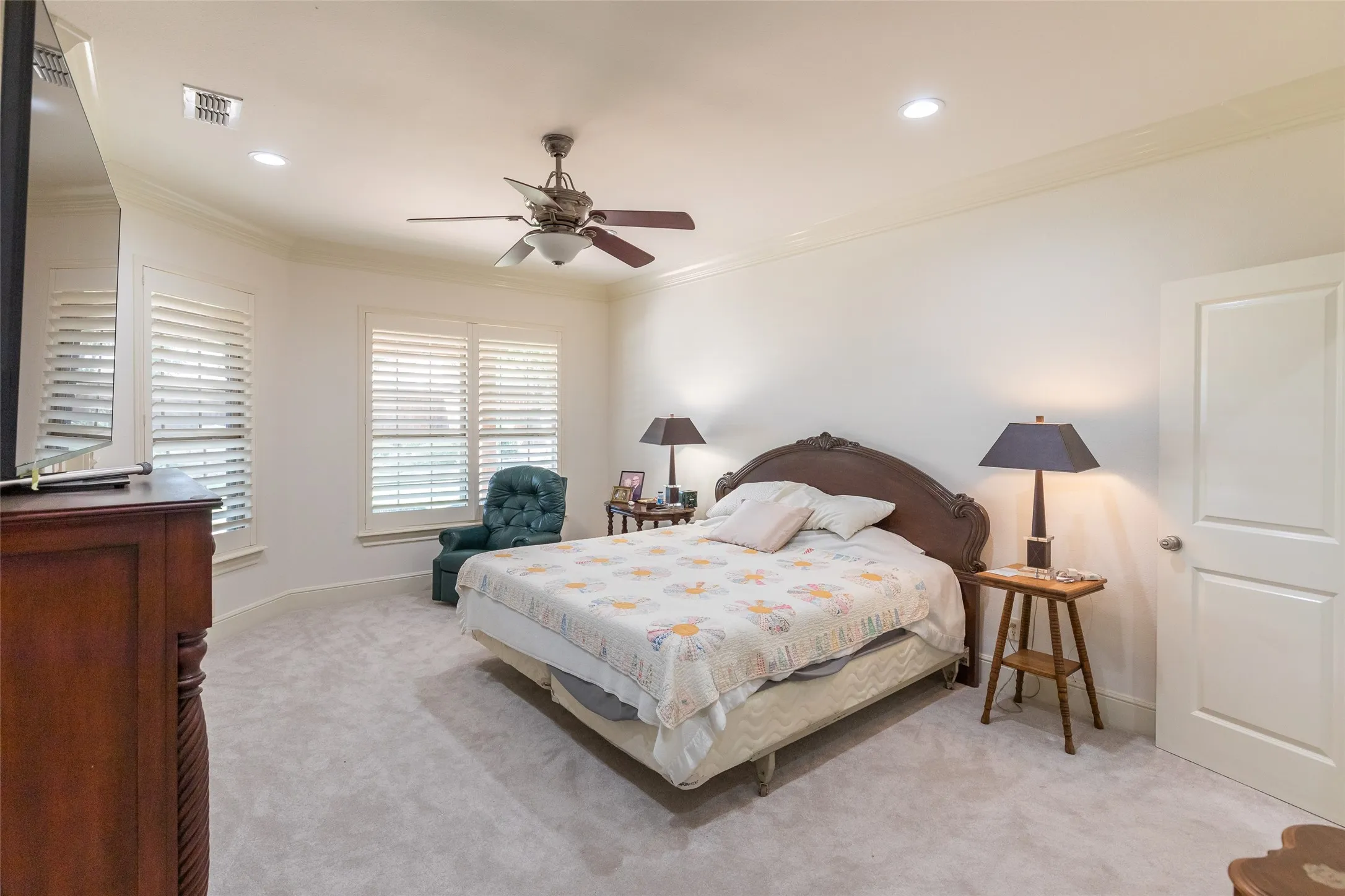 Single Family Residence For Sale in Taylor County , 2301 Lynbrook Drive, Abilene, Texas 79606, 4 Bedroom, 4 Bathroom, 3 Garage spaces, 3,012 Sqft, built in 2007, mls#21388829, Real Estate Agent in Abilene, Homes For Sale in Taylor county, Homes For Sale in Abilene, Realtor in Abilene Texas, Real Estate Brokerage Independent Realty Texas, Luminita Cordes Realtor
