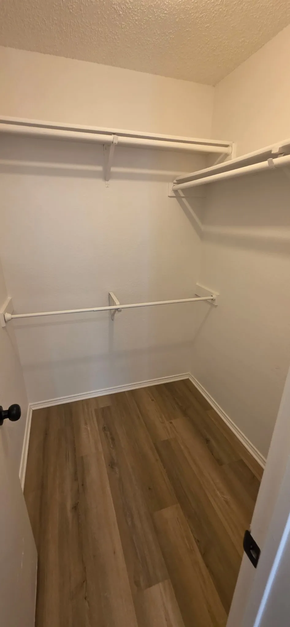 Duplex For Sale in Tarrant County , 4520 Anchor Court, Fort Worth, Texas 76135, 3 Bedroom, 2 Bathroom, 1 Garage spaces, 0 Sqft, built in 1995, mls#21389696, Real Estate Agent in Fort Worth, Homes For Sale in Tarrant county, Homes For Sale in Fort Worth, Realtor in Fort Worth Texas, Real Estate Brokerage Independent Realty Texas, Luminita Cordes Realtor