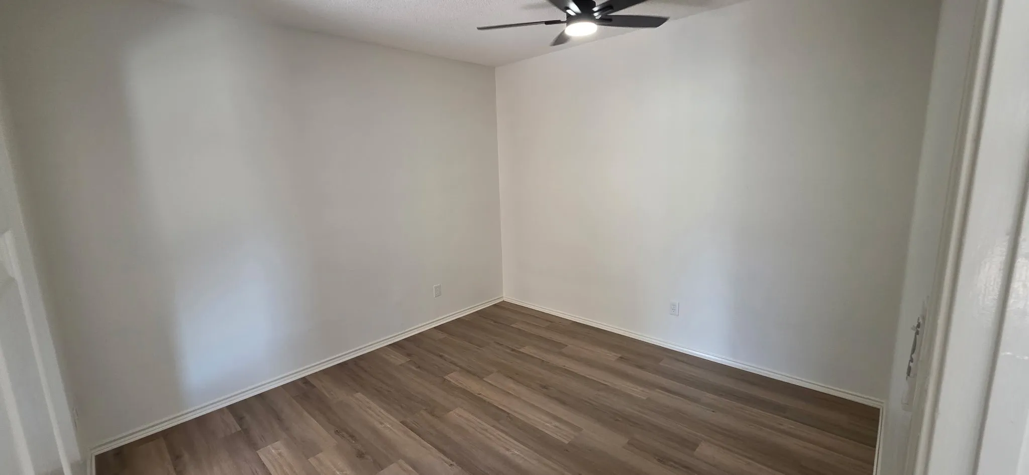 Duplex For Sale in Tarrant County , 4516 Anchor Court, Fort Worth, Texas 76135, 3 Bedroom, 2 Bathroom, 1 Garage spaces, 1,016 Sqft, built in 1995, mls#21389690, Real Estate Agent in Fort Worth, Homes For Sale in Tarrant county, Homes For Sale in Fort Worth, Realtor in Fort Worth Texas, Real Estate Brokerage Independent Realty Texas, Luminita Cordes Realtor