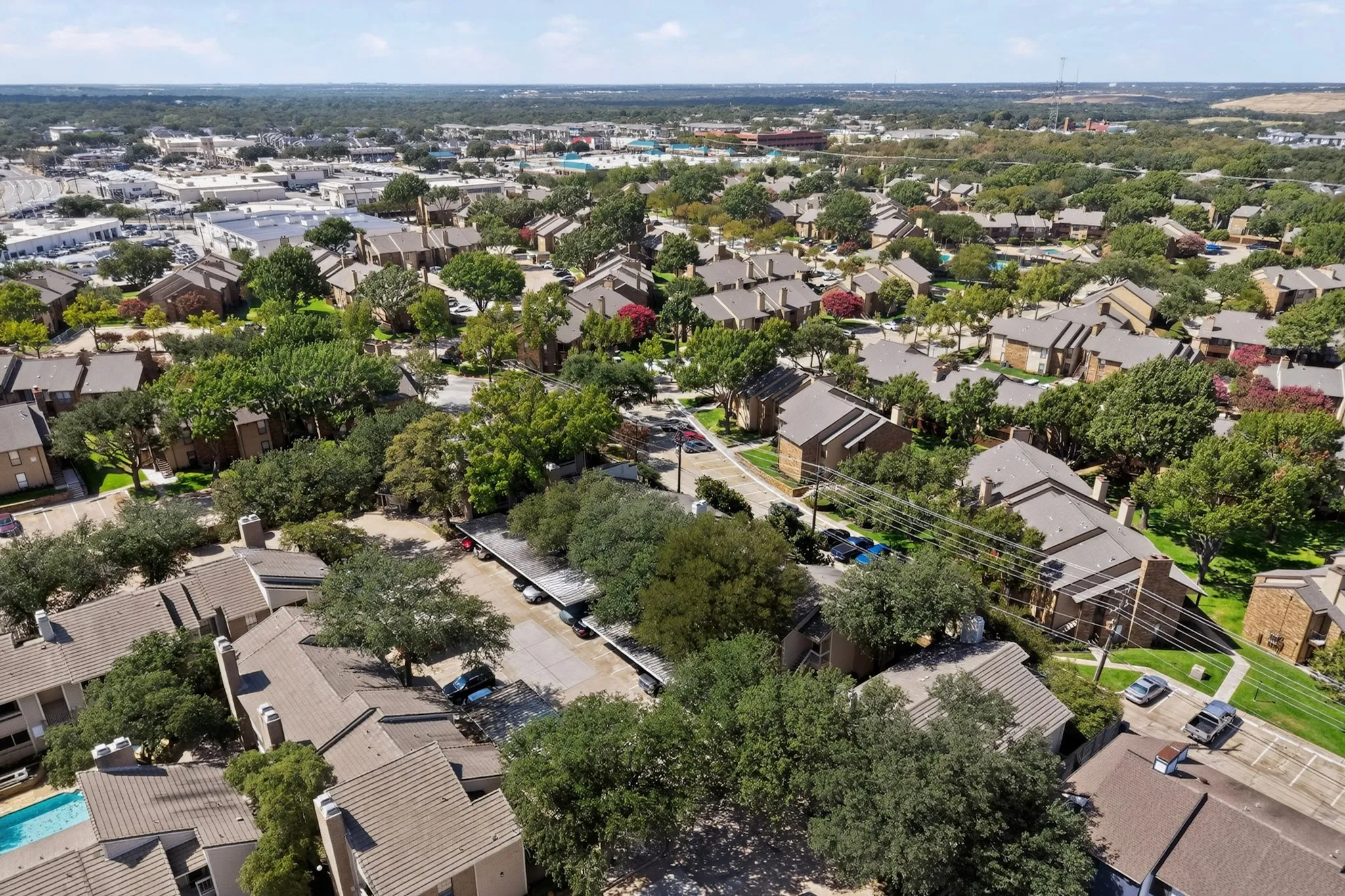 Condominium For Sale in Tarrant County , 1909 Chasewood Circle 112, Arlington, Texas 76011, 1 Bedroom, 1 Bathroom, Garage spaces, 860 Sqft, built in 1981, mls#21389633, Real Estate Agent in Arlington, Homes For Sale in Tarrant county, Homes For Sale in Arlington, Realtor in Arlington Texas, Real Estate Brokerage Independent Realty Texas, Luminita Cordes Realtor