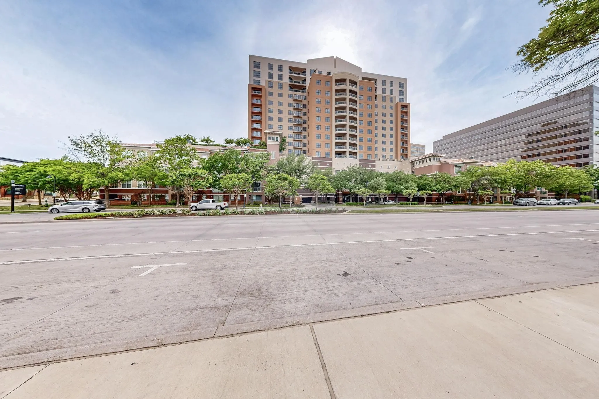 Condominium For Rent in Dallas County , 330 Las Colinas Boulevard E 342, Irving, Texas 75039, 1 Bedroom, 1 Bathroom, 1 Garage spaces, 733 Sqft, built in 2001, mls#21388424, Real Estate Agent in Irving, Homes For Rent in Dallas county, Homes For Rent in Irving, Realtor in Irving Texas, Real Estate Brokerage Independent Realty Texas, Luminita Cordes Realtor