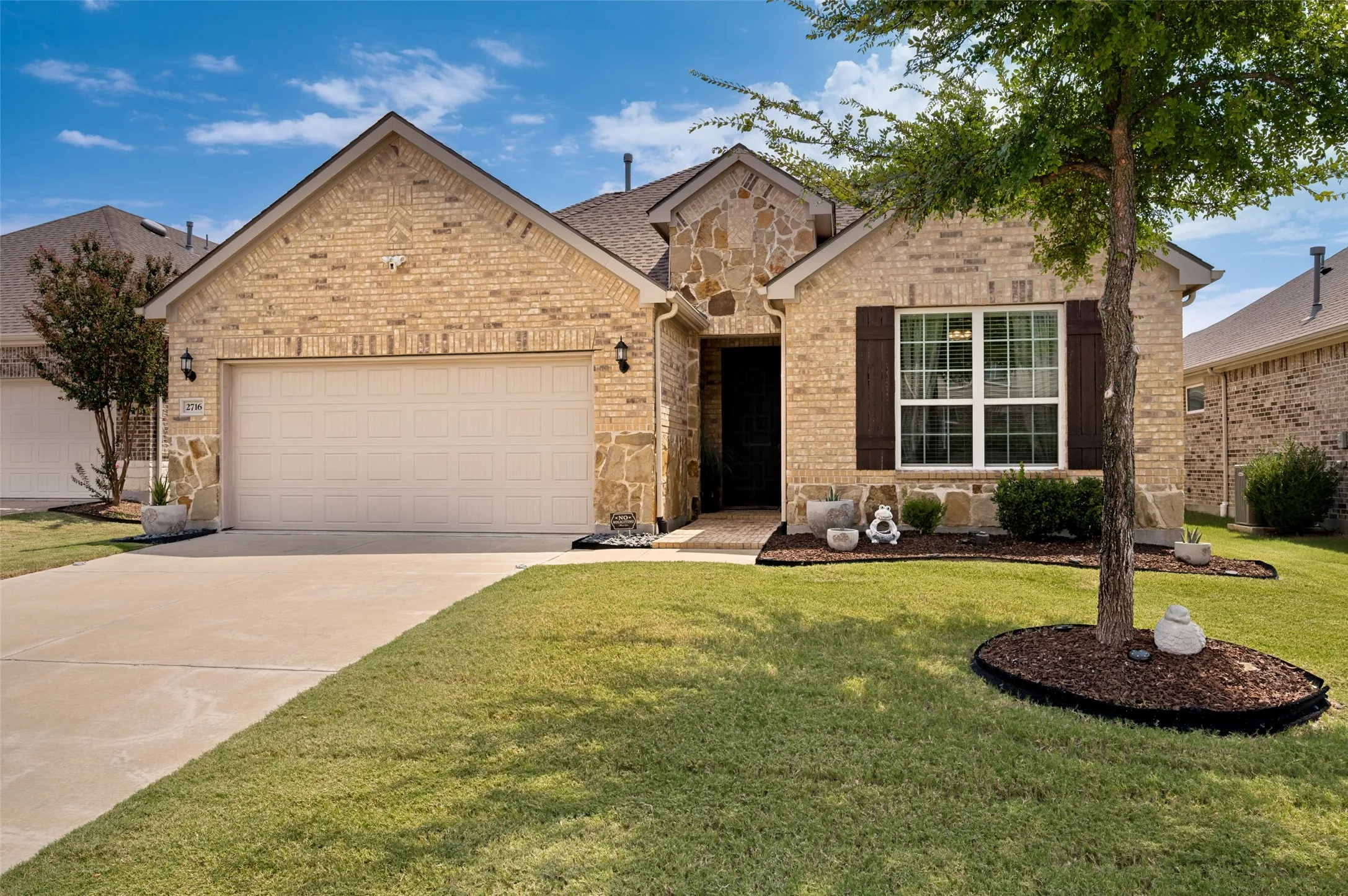 Single Family Residence For Sale in Collin County , 2716 Burnley Drive, Mc Kinney, Texas 75071, 4 Bedroom, 3 Bathroom, 2 Garage spaces, 3,156 Sqft, built in 2019, mls#21386467, Real Estate Agent in Mc Kinney, Homes For Sale in Collin county, Homes For Sale in Mc Kinney, Realtor in Mc Kinney Texas, Real Estate Brokerage Independent Realty Texas, Luminita Cordes Realtor
