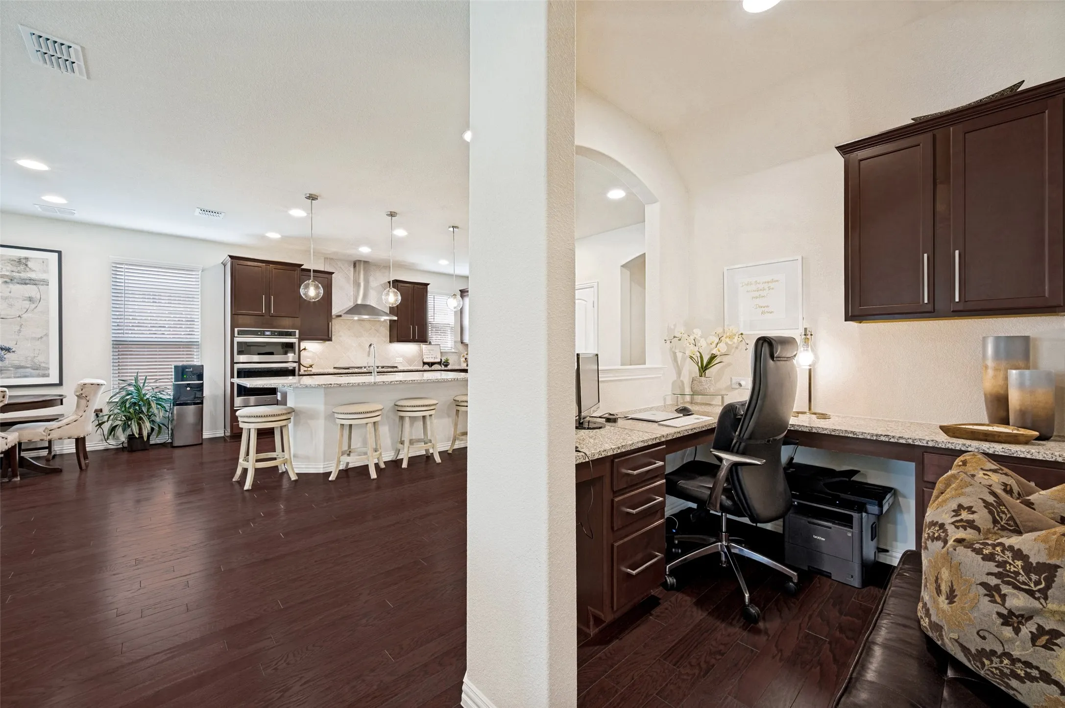 Single Family Residence For Sale in Collin County , 2716 Burnley Drive, Mc Kinney, Texas 75071, 4 Bedroom, 3 Bathroom, 2 Garage spaces, 3,156 Sqft, built in 2019, mls#21386467, Real Estate Agent in Mc Kinney, Homes For Sale in Collin county, Homes For Sale in Mc Kinney, Realtor in Mc Kinney Texas, Real Estate Brokerage Independent Realty Texas, Luminita Cordes Realtor