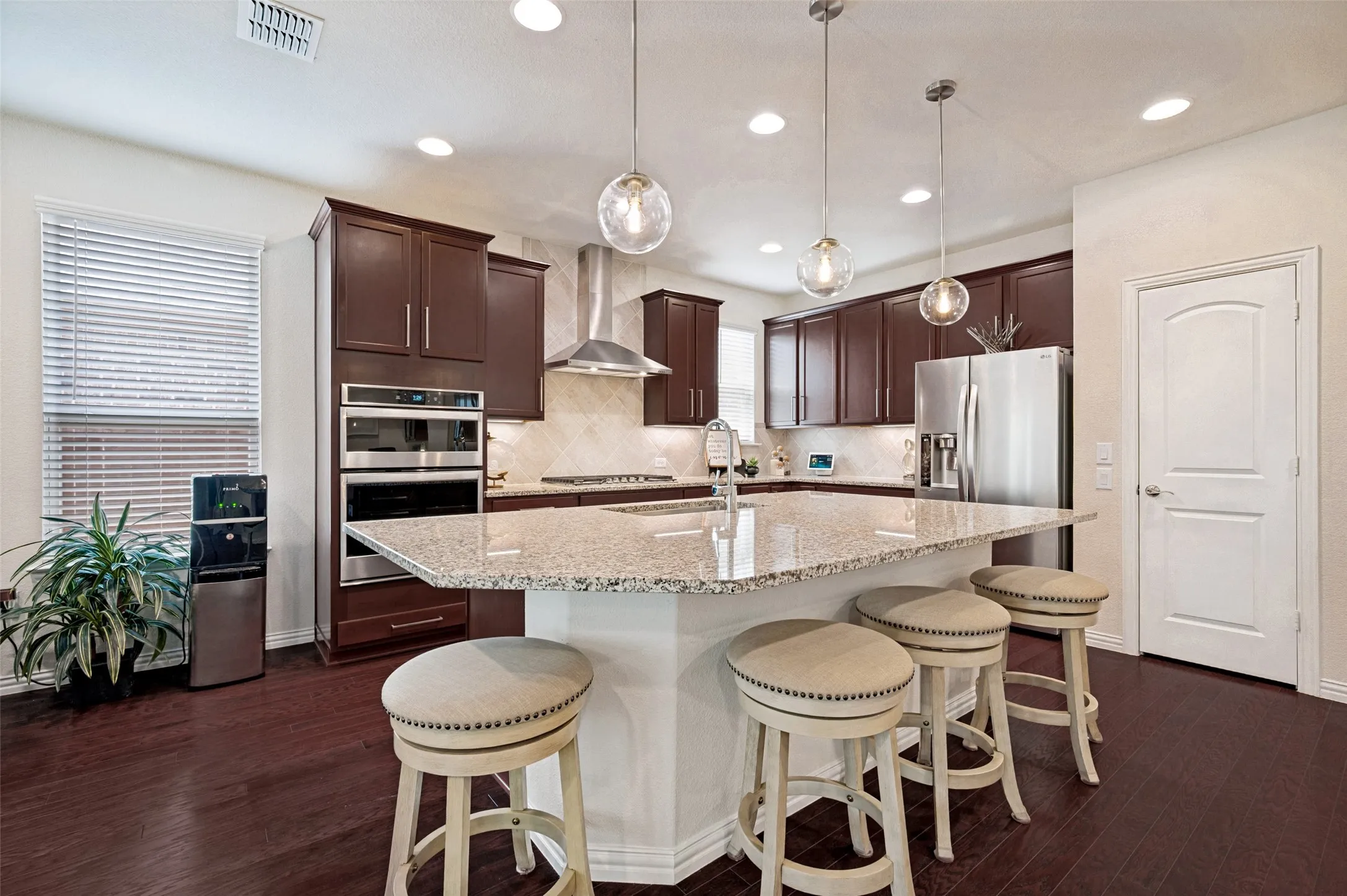 Single Family Residence For Sale in Collin County , 2716 Burnley Drive, Mc Kinney, Texas 75071, 4 Bedroom, 3 Bathroom, 2 Garage spaces, 3,156 Sqft, built in 2019, mls#21386467, Real Estate Agent in Mc Kinney, Homes For Sale in Collin county, Homes For Sale in Mc Kinney, Realtor in Mc Kinney Texas, Real Estate Brokerage Independent Realty Texas, Luminita Cordes Realtor