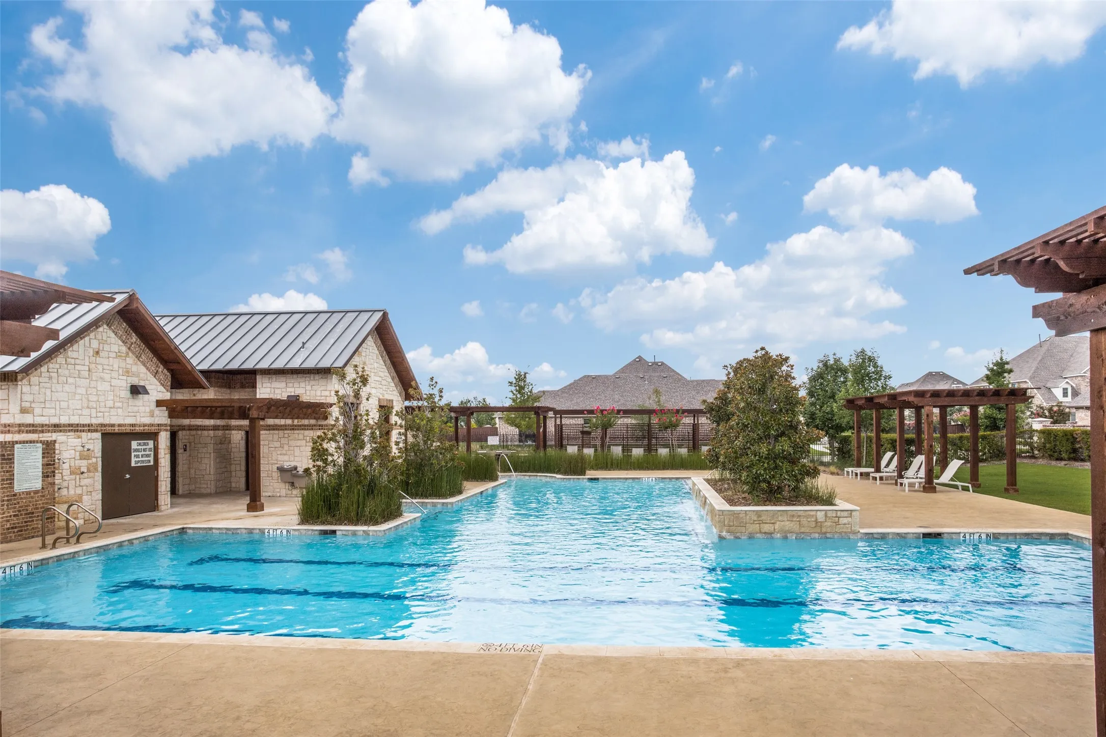 Single Family Residence For Sale in Collin County , 2716 Burnley Drive, Mc Kinney, Texas 75071, 4 Bedroom, 3 Bathroom, 2 Garage spaces, 3,156 Sqft, built in 2019, mls#21386467, Real Estate Agent in Mc Kinney, Homes For Sale in Collin county, Homes For Sale in Mc Kinney, Realtor in Mc Kinney Texas, Real Estate Brokerage Independent Realty Texas, Luminita Cordes Realtor