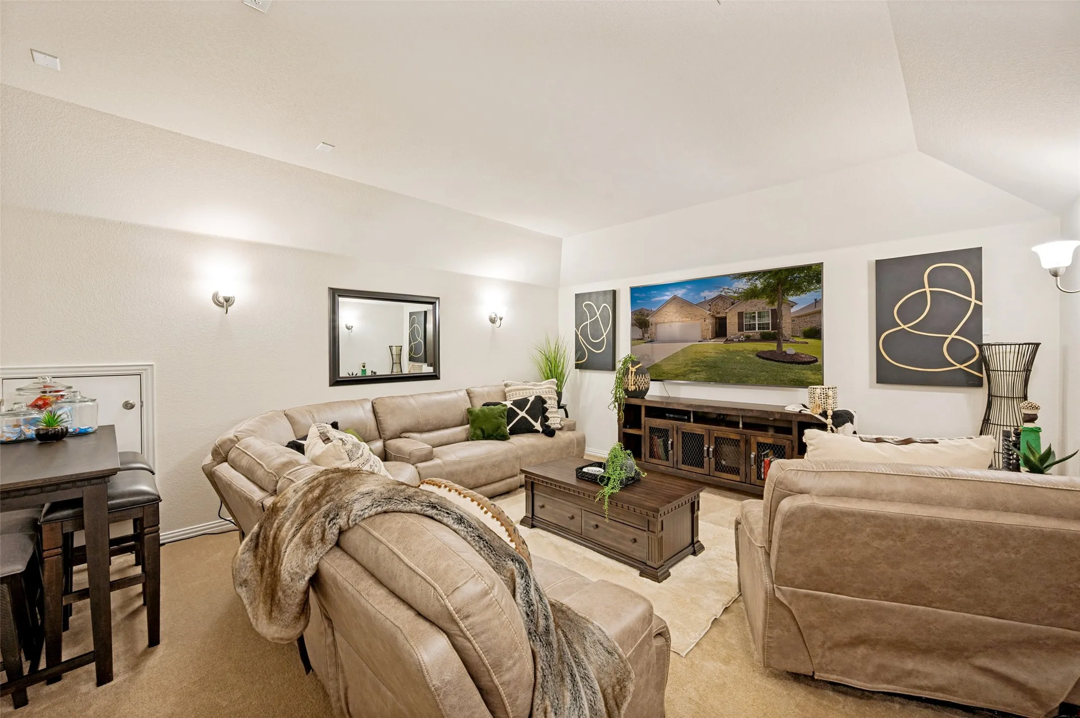 Single Family Residence For Sale in Collin County , 2716 Burnley Drive, Mc Kinney, Texas 75071, 4 Bedroom, 3 Bathroom, 2 Garage spaces, 3,156 Sqft, built in 2019, mls#21386467, Real Estate Agent in Mc Kinney, Homes For Sale in Collin county, Homes For Sale in Mc Kinney, Realtor in Mc Kinney Texas, Real Estate Brokerage Independent Realty Texas, Luminita Cordes Realtor