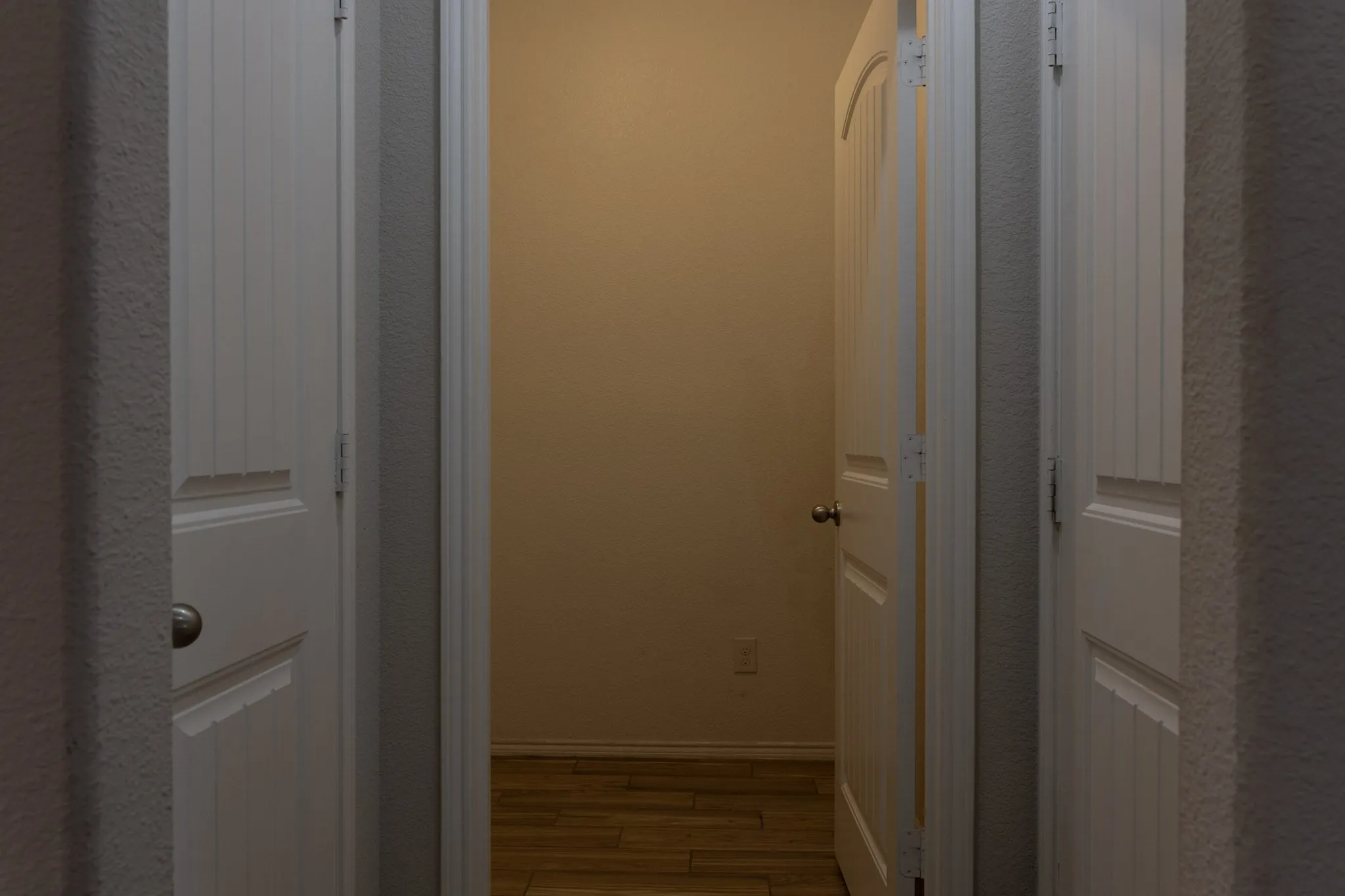 Single Family Residence For Sale in Denton County , 5609 Sea Cove Lane, Denton, Texas 76208, 3 Bedroom, 2 Bathroom, 2 Garage spaces, 1,799 Sqft, built in 2018, mls#21388214, Real Estate Agent in Denton, Homes For Sale in Denton county, Homes For Sale in Denton, Realtor in Denton Texas, Real Estate Brokerage Independent Realty Texas, Luminita Cordes Realtor
