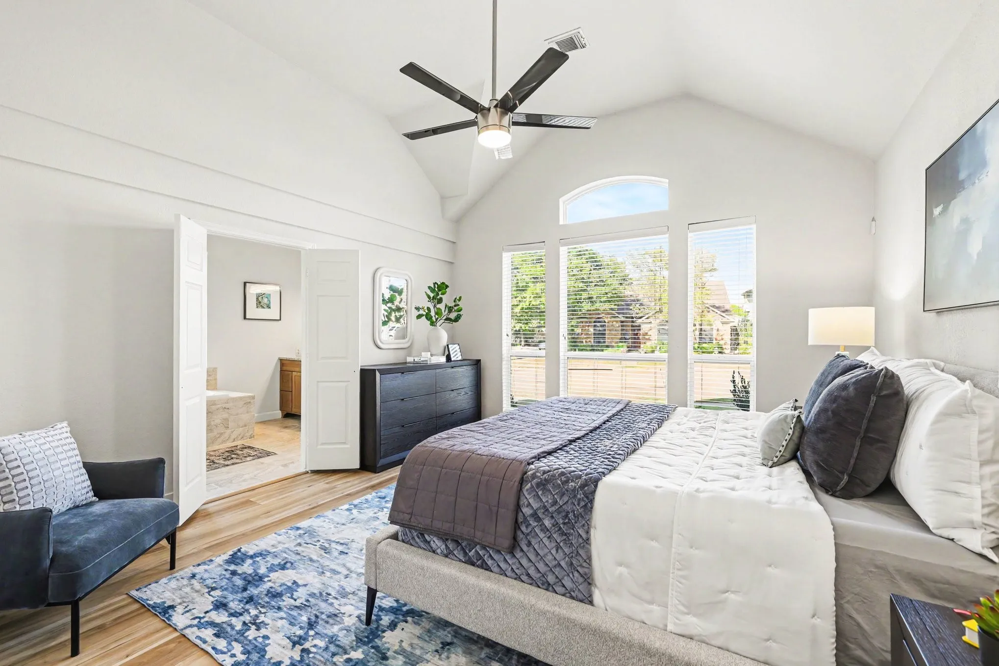 Single Family Residence For Sale in Collin County , 9925 Bordeaux Avenue, Frisco, Texas 75035, 3 Bedroom, 2 Bathroom, 2 Garage spaces, 1,865 Sqft, built in 1989, mls#21387387, Real Estate Agent in Frisco, Homes For Sale in Collin county, Homes For Sale in Frisco, Realtor in Frisco Texas, Real Estate Brokerage Independent Realty Texas, Luminita Cordes Realtor