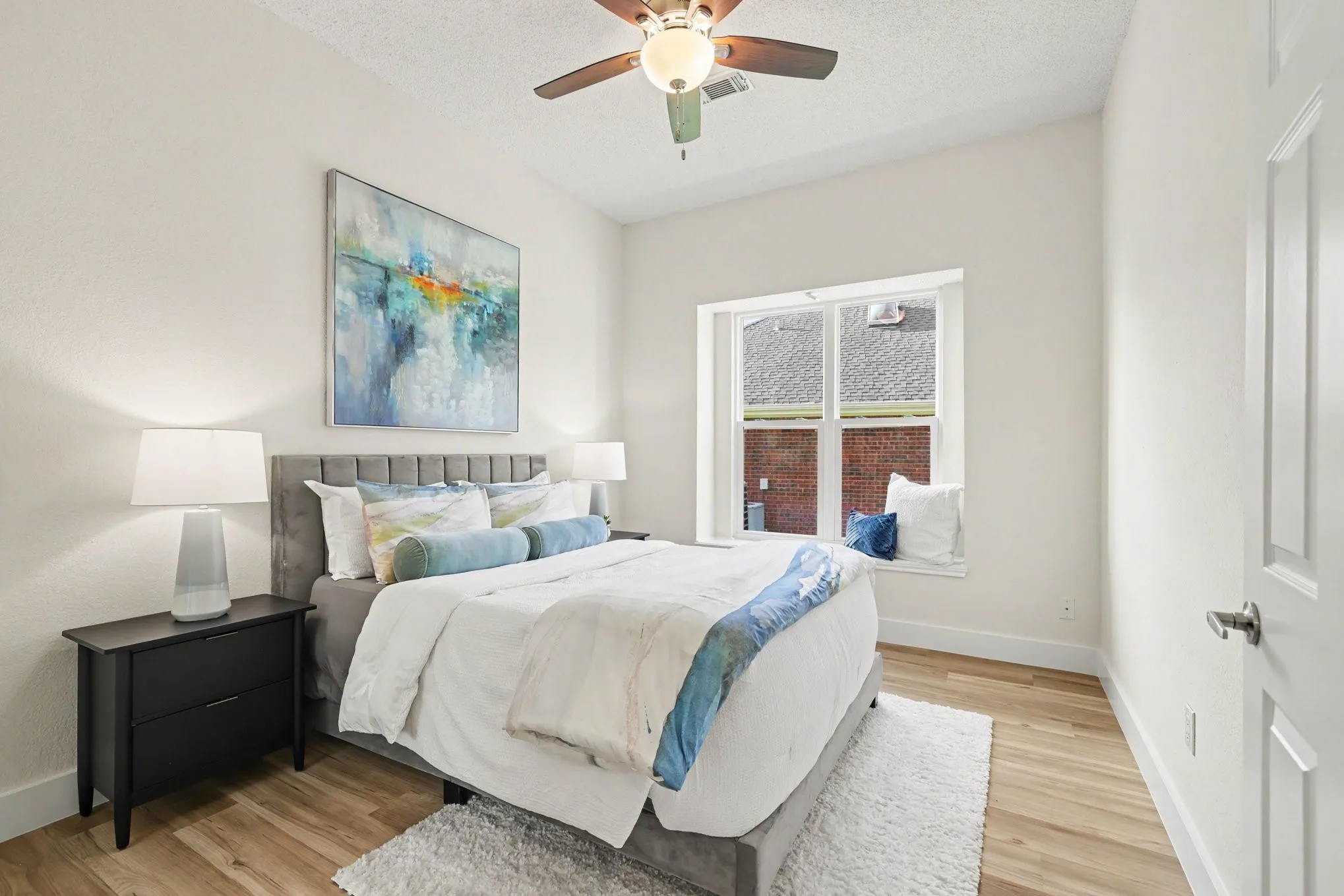 Single Family Residence For Sale in Collin County , 9925 Bordeaux Avenue, Frisco, Texas 75035, 3 Bedroom, 2 Bathroom, 2 Garage spaces, 1,865 Sqft, built in 1989, mls#21387387, Real Estate Agent in Frisco, Homes For Sale in Collin county, Homes For Sale in Frisco, Realtor in Frisco Texas, Real Estate Brokerage Independent Realty Texas, Luminita Cordes Realtor