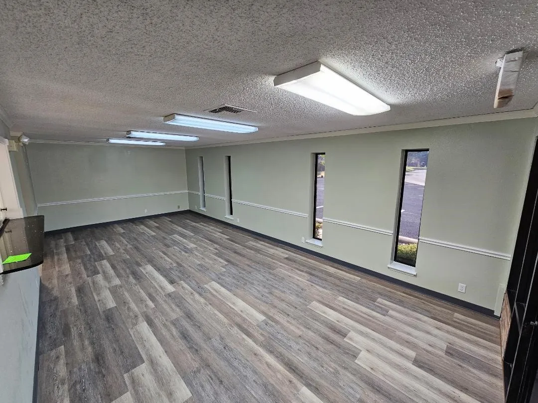 Office For Sale in Hood County , 900 Whitehead Drive, Granbury, Texas 76048, 0, 0, Garage spaces, 3,870 Sqft, built in 1986, mls#21389490, Real Estate Agent in Granbury, Homes For Sale in Hood county, Homes For Sale in Granbury, Realtor in Granbury Texas, Real Estate Brokerage Independent Realty Texas, Luminita Cordes Realtor