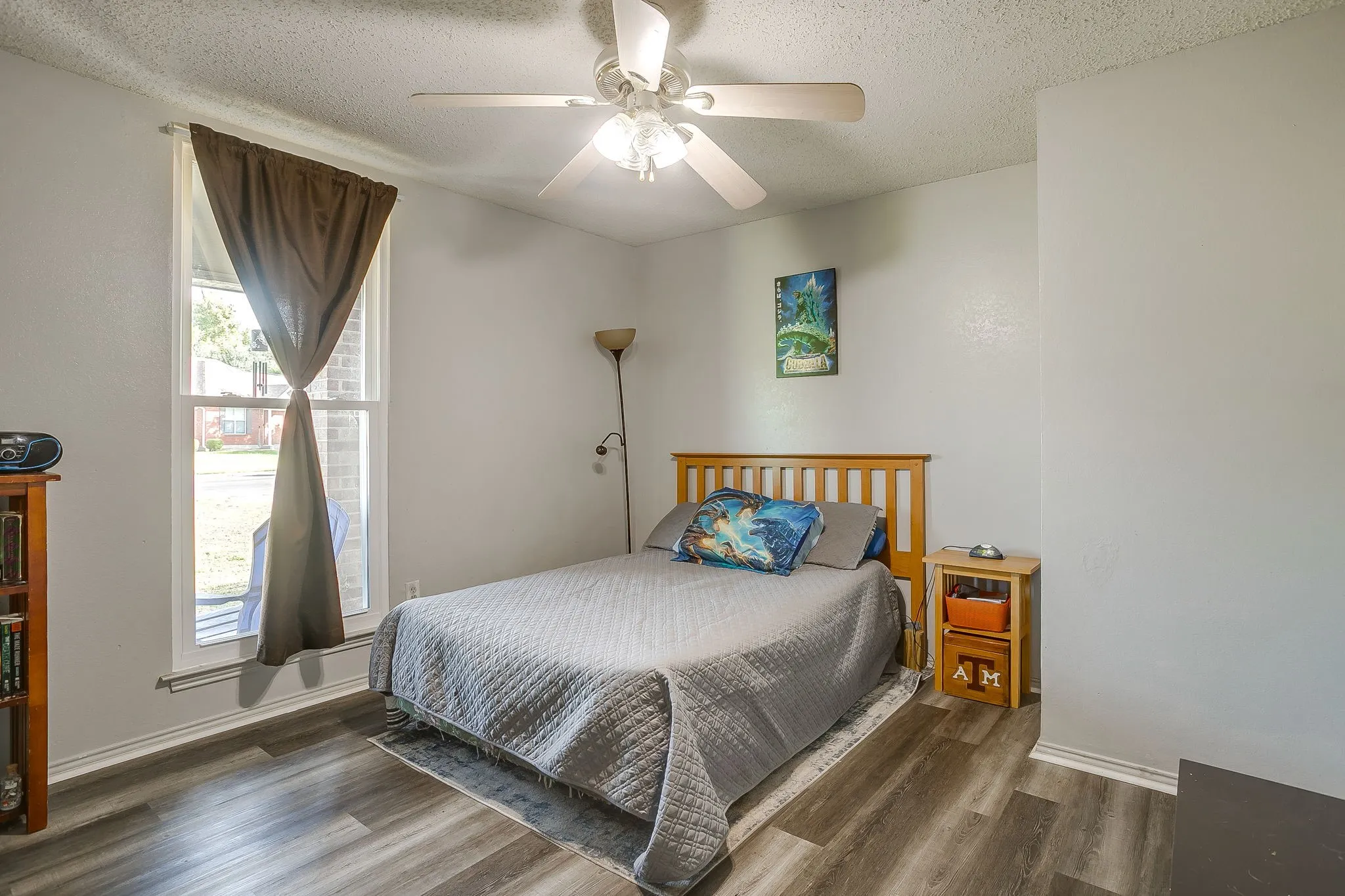 Single Family Residence For Sale in Johnson County , 1225 Sandstone Drive, Cleburne, Texas 76033, 3 Bedroom, 2 Bathroom, 2 Garage spaces, 1,307 Sqft, built in 1988, mls#21389758, Real Estate Agent in Cleburne, Homes For Sale in Johnson county, Homes For Sale in Cleburne, Realtor in Cleburne Texas, Real Estate Brokerage Independent Realty Texas, Luminita Cordes Realtor