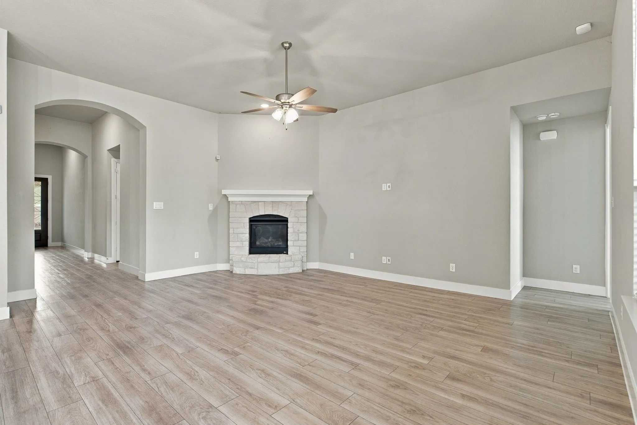 Single Family Residence For Sale in Collin County , 2220 Terry Avenue, Melissa, Texas 75454, 4 Bedroom, 3 Bathroom, 2 Garage spaces, 2,058 Sqft, built in 2020, mls#21388582, Real Estate Agent in Melissa, Homes For Sale in Collin county, Homes For Sale in Melissa, Realtor in Melissa Texas, Real Estate Brokerage Independent Realty Texas, Luminita Cordes Realtor