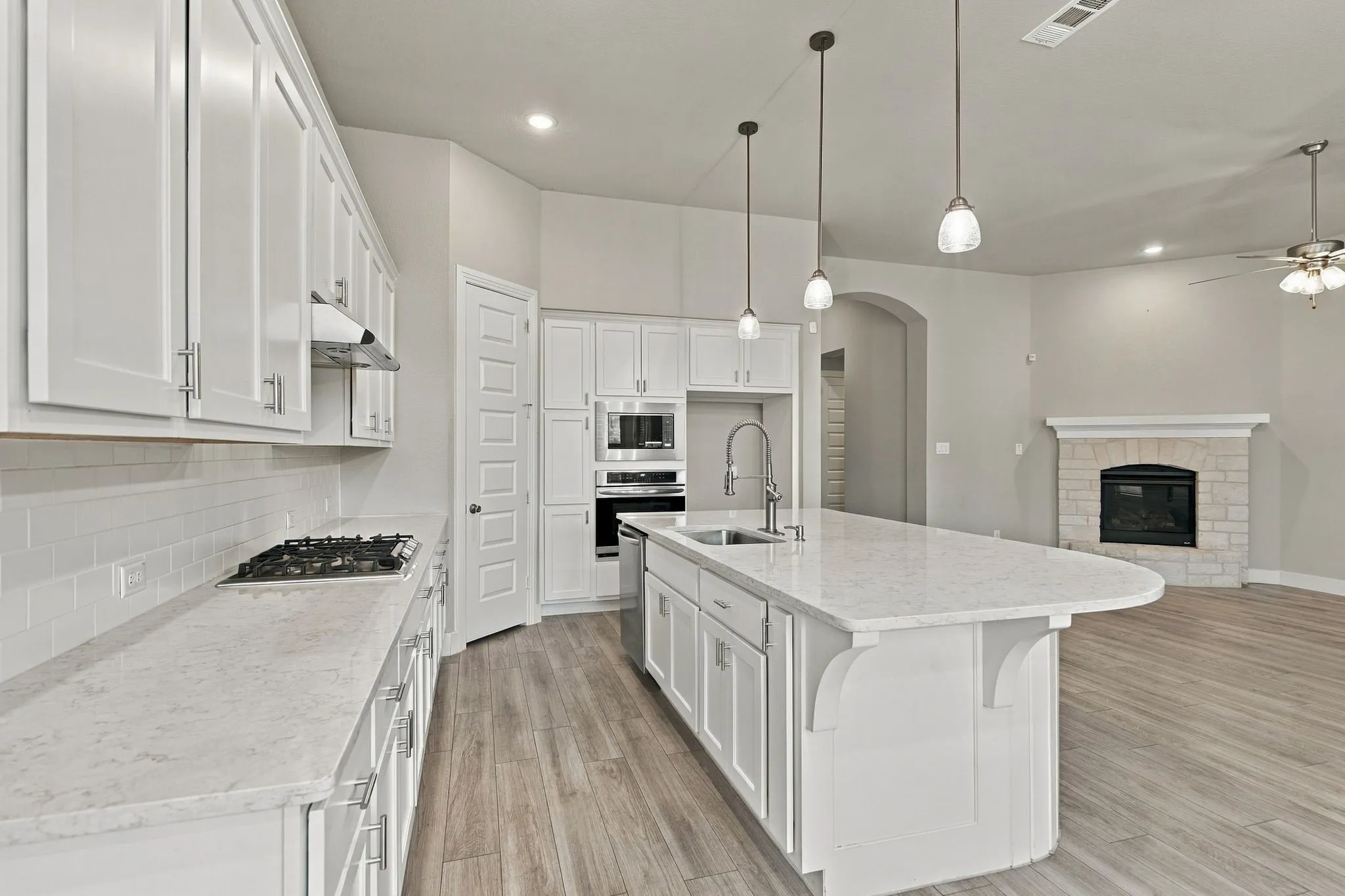 Single Family Residence For Sale in Collin County , 2220 Terry Avenue, Melissa, Texas 75454, 4 Bedroom, 3 Bathroom, 2 Garage spaces, 2,058 Sqft, built in 2020, mls#21388582, Real Estate Agent in Melissa, Homes For Sale in Collin county, Homes For Sale in Melissa, Realtor in Melissa Texas, Real Estate Brokerage Independent Realty Texas, Luminita Cordes Realtor