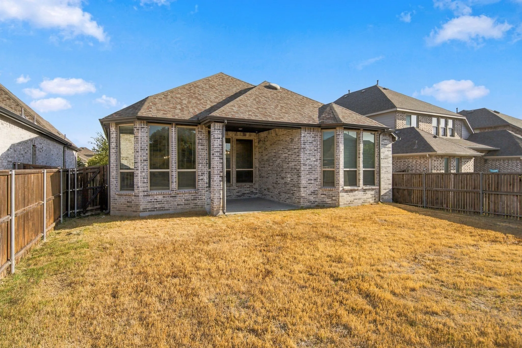 Single Family Residence For Sale in Collin County , 2220 Terry Avenue, Melissa, Texas 75454, 4 Bedroom, 3 Bathroom, 2 Garage spaces, 2,058 Sqft, built in 2020, mls#21388582, Real Estate Agent in Melissa, Homes For Sale in Collin county, Homes For Sale in Melissa, Realtor in Melissa Texas, Real Estate Brokerage Independent Realty Texas, Luminita Cordes Realtor