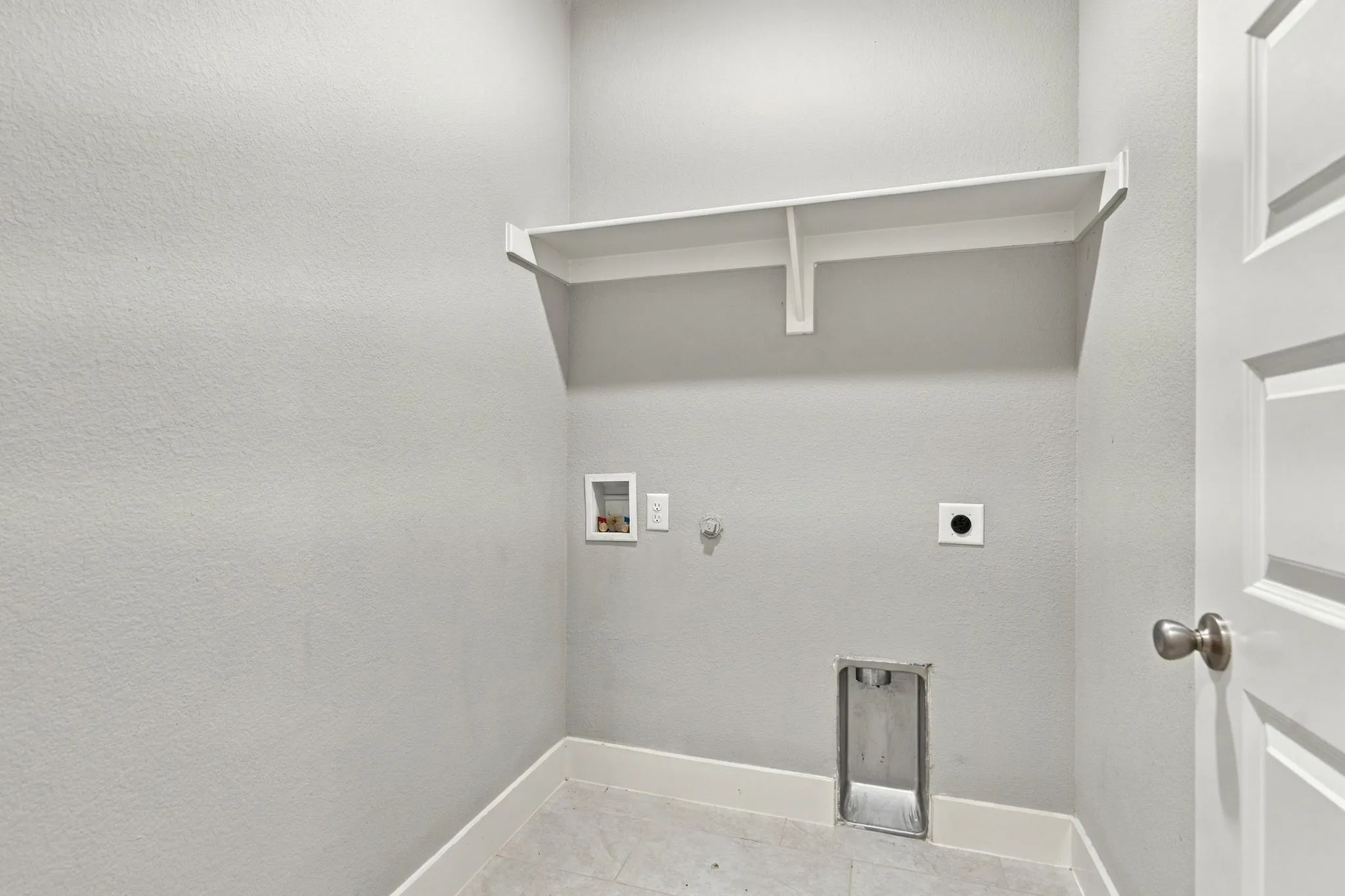 Single Family Residence For Sale in Collin County , 2220 Terry Avenue, Melissa, Texas 75454, 4 Bedroom, 3 Bathroom, 2 Garage spaces, 2,058 Sqft, built in 2020, mls#21388582, Real Estate Agent in Melissa, Homes For Sale in Collin county, Homes For Sale in Melissa, Realtor in Melissa Texas, Real Estate Brokerage Independent Realty Texas, Luminita Cordes Realtor