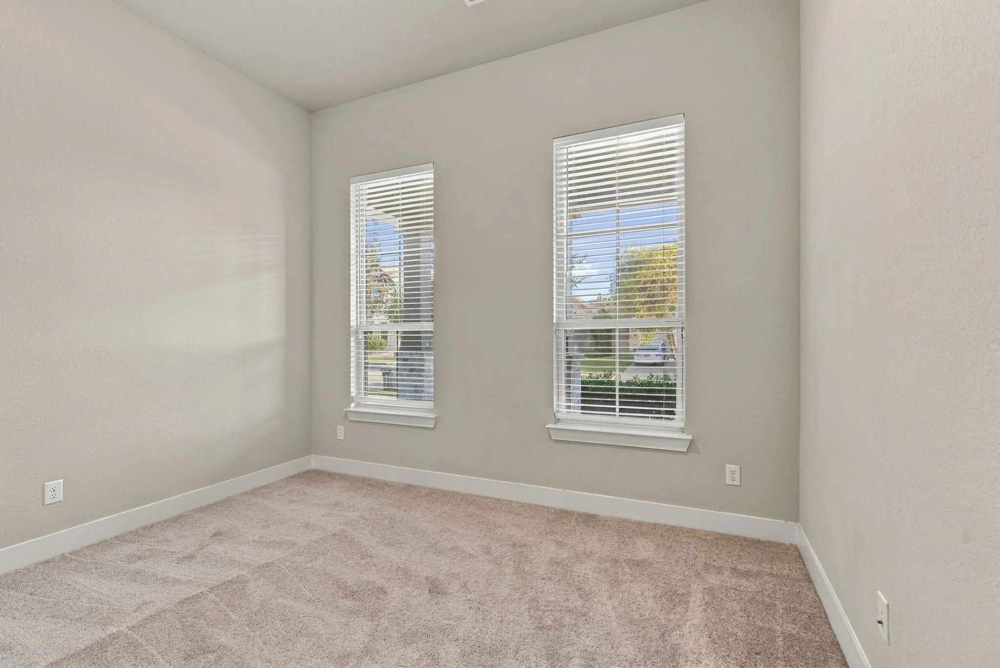 Single Family Residence For Sale in Collin County , 2220 Terry Avenue, Melissa, Texas 75454, 4 Bedroom, 3 Bathroom, 2 Garage spaces, 2,058 Sqft, built in 2020, mls#21388582, Real Estate Agent in Melissa, Homes For Sale in Collin county, Homes For Sale in Melissa, Realtor in Melissa Texas, Real Estate Brokerage Independent Realty Texas, Luminita Cordes Realtor