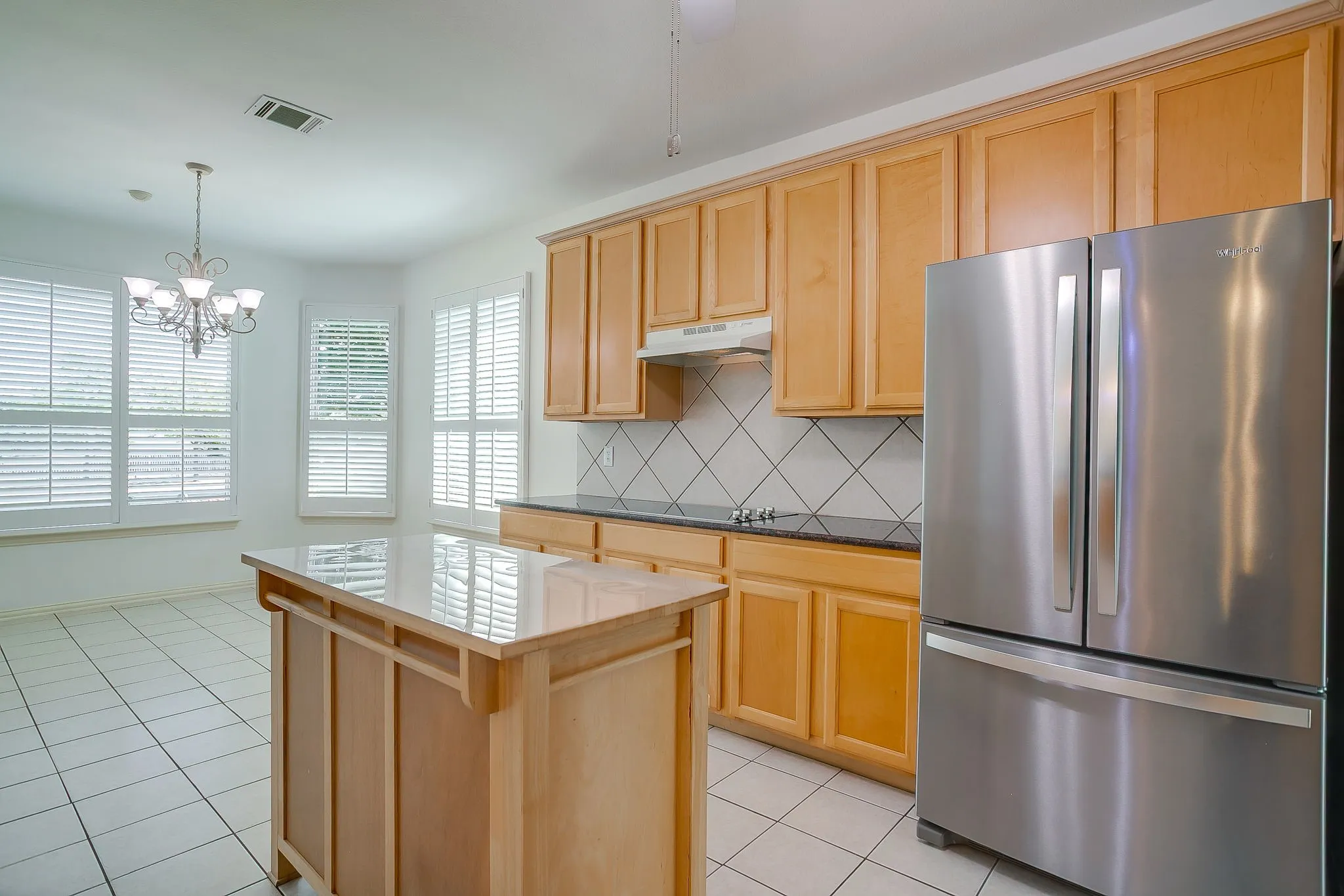 Single Family Residence For Sale in Denton County , 8101 Rodeo Drive, Denton, Texas 76208, 4 Bedroom, 3 Bathroom, 3 Garage spaces, 2,642 Sqft, built in 2001, mls#21385905, Real Estate Agent in Denton, Homes For Sale in Denton county, Homes For Sale in Denton, Realtor in Denton Texas, Real Estate Brokerage Independent Realty Texas, Luminita Cordes Realtor
