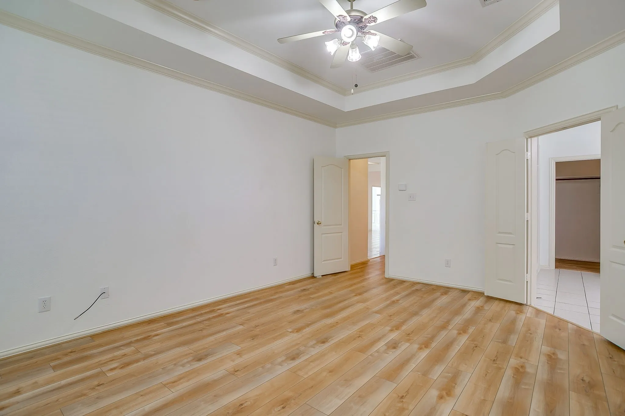 Single Family Residence For Sale in Denton County , 8101 Rodeo Drive, Denton, Texas 76208, 4 Bedroom, 3 Bathroom, 3 Garage spaces, 2,642 Sqft, built in 2001, mls#21385905, Real Estate Agent in Denton, Homes For Sale in Denton county, Homes For Sale in Denton, Realtor in Denton Texas, Real Estate Brokerage Independent Realty Texas, Luminita Cordes Realtor
