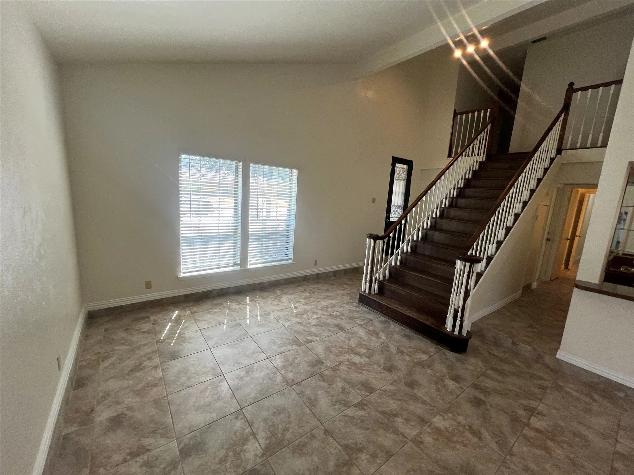 Single Family Residence For Rent in Dallas County , 1707 Aurora Drive, Richardson, Texas 75081, 4 Bedroom, 3 Bathroom, 2 Garage spaces, 2,178 Sqft, built in 1973, mls#21371802, Real Estate Agent in Richardson, Homes For Rent in Dallas county, Homes For Rent in Richardson, Realtor in Richardson Texas, Real Estate Brokerage Independent Realty Texas, Luminita Cordes Realtor