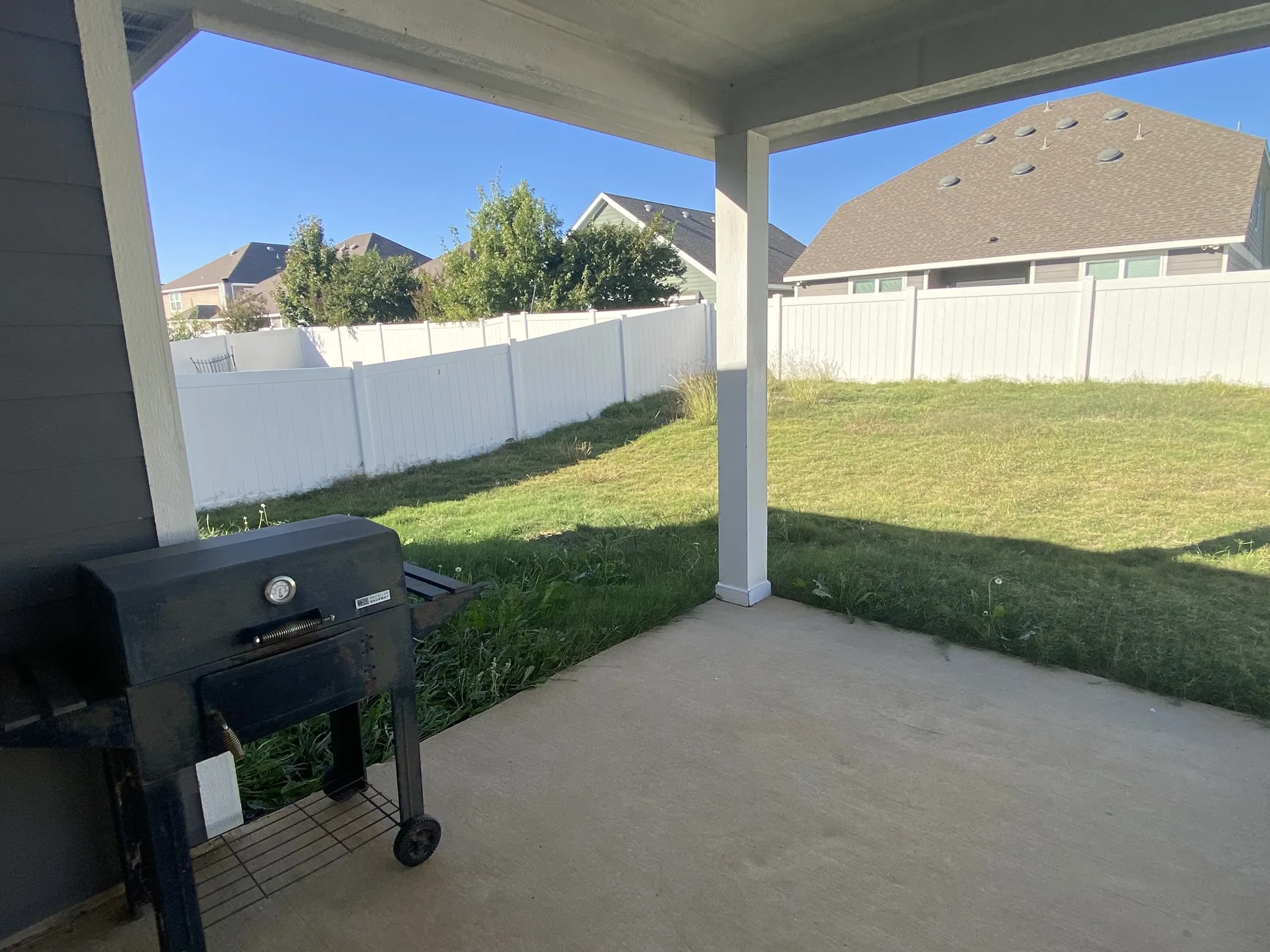 Single Family Residence For Rent in Denton County , 9145 Blackstone Drive, Providence Village, Texas 76227, 4 Bedroom, 2 Bathroom, 2 Garage spaces, 1,924 Sqft, built in 2014, mls#21389767, Real Estate Agent in Providence Village, Homes For Rent in Denton county, Homes For Rent in Providence Village, Realtor in Providence Village Texas, Real Estate Brokerage Independent Realty Texas, Luminita Cordes Realtor