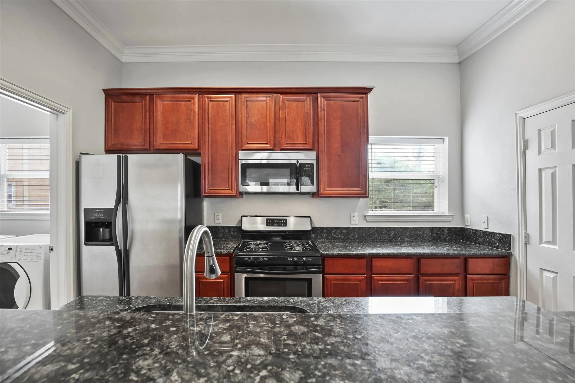 Condominium For Rent in Dallas County , 3119 Cedarplaza Lane 303, Dallas, Texas 75235, 3 Bedroom, 4 Bathroom, 2 Garage spaces, 1,771 Sqft, built in 2006, mls#21389772, Real Estate Agent in Dallas, Homes For Rent in Dallas county, Homes For Rent in Dallas, Realtor in Dallas Texas, Real Estate Brokerage Independent Realty Texas, Luminita Cordes Realtor