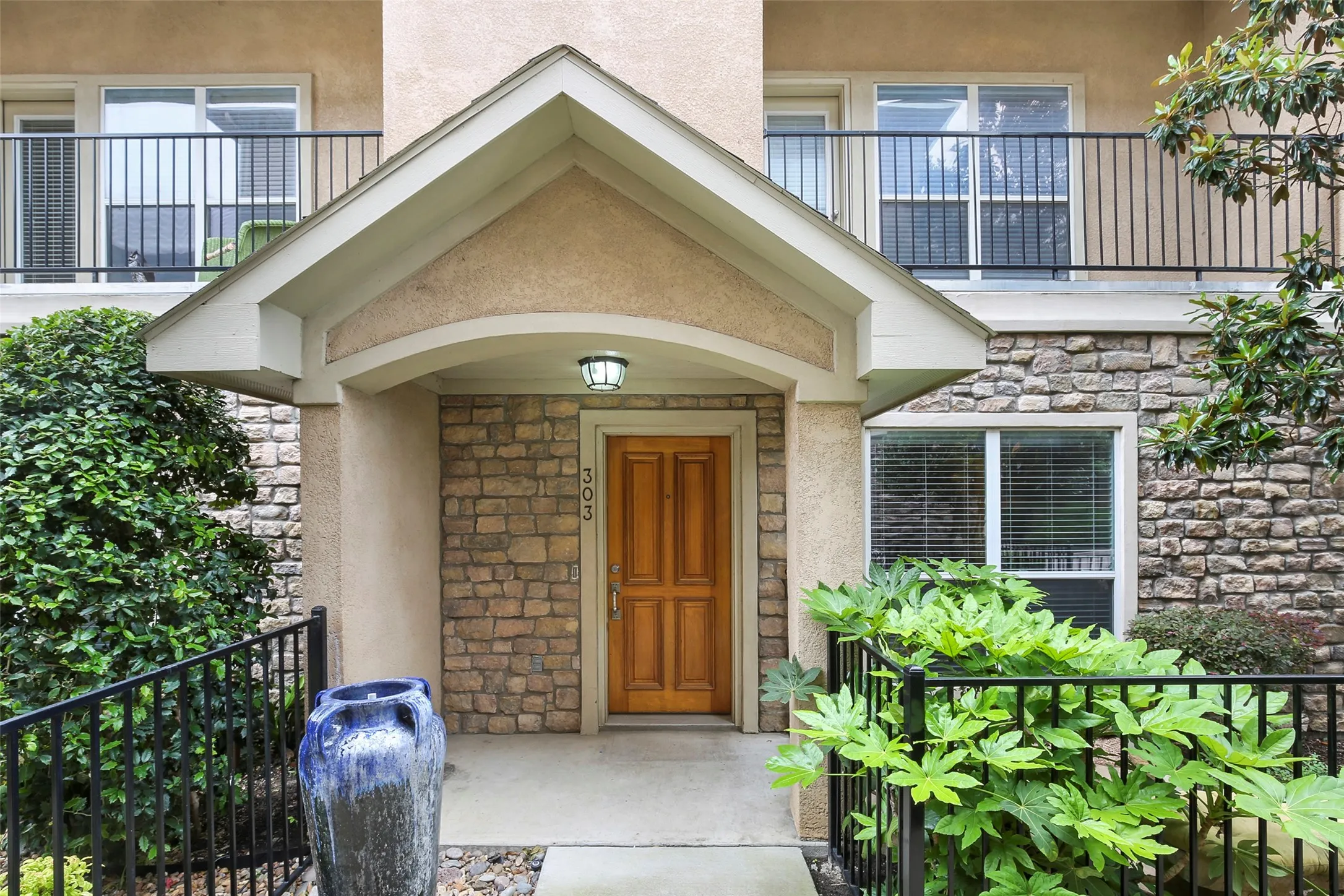 Condominium For Rent
