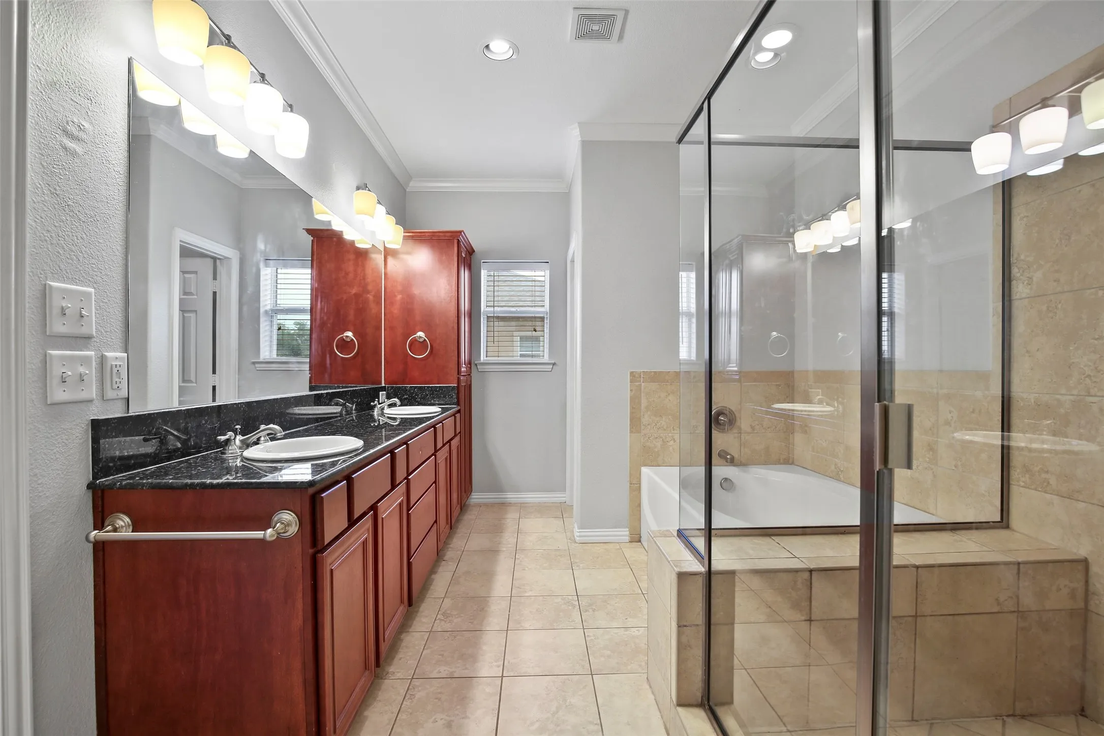 Condominium For Rent in Dallas County , 3119 Cedarplaza Lane 303, Dallas, Texas 75235, 3 Bedroom, 4 Bathroom, 2 Garage spaces, 1,771 Sqft, built in 2006, mls#21389772, Real Estate Agent in Dallas, Homes For Rent in Dallas county, Homes For Rent in Dallas, Realtor in Dallas Texas, Real Estate Brokerage Independent Realty Texas, Luminita Cordes Realtor