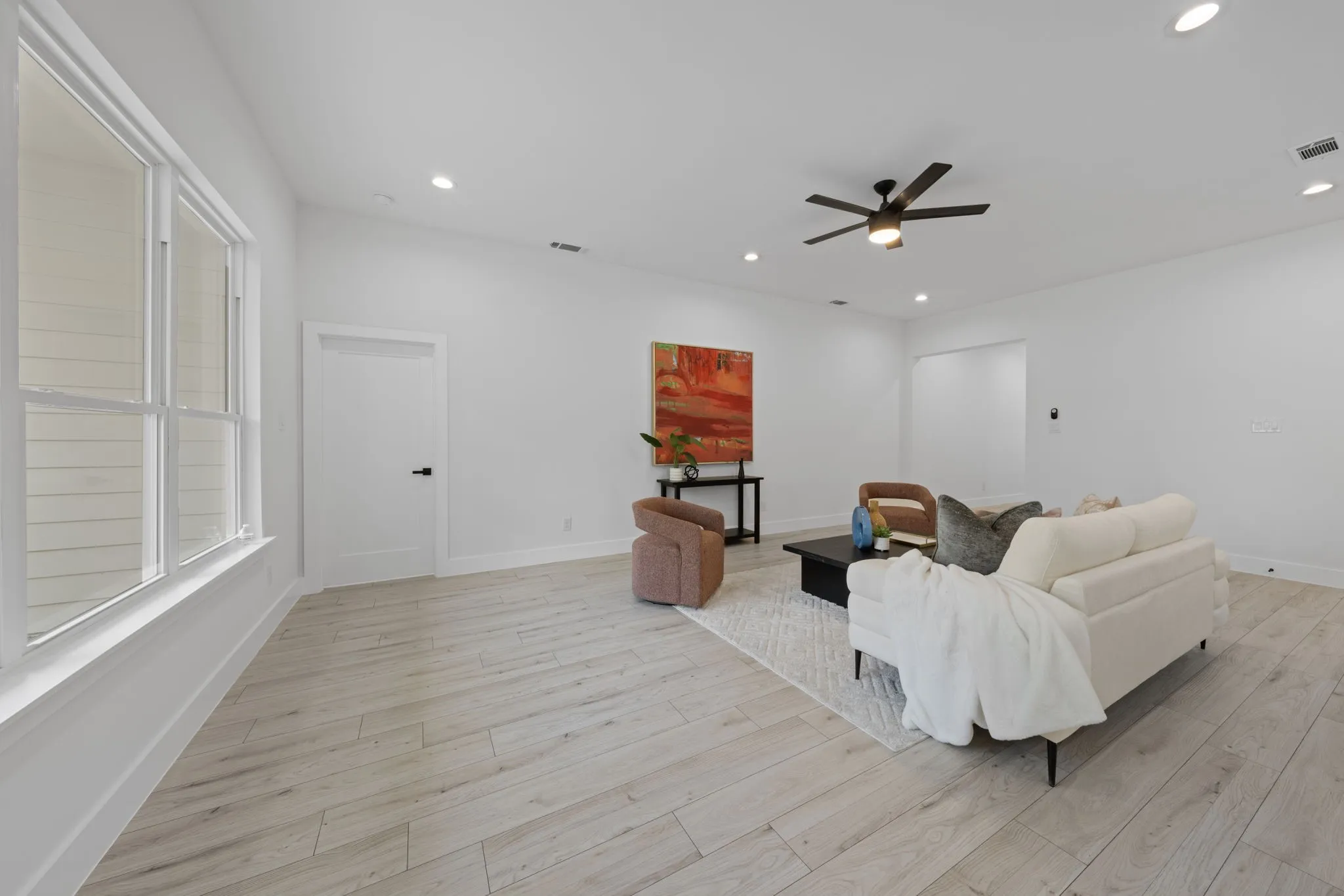 Single Family Residence For Sale in Dallas County , 1429 E Ann Arbor Avenue, Dallas, Texas 75216, 4 Bedroom, 2 Bathroom, 2 Garage spaces, 1,957 Sqft, built in 2026, mls#21389664, Real Estate Agent in Dallas, Homes For Sale in Dallas county, Homes For Sale in Dallas, Realtor in Dallas Texas, Real Estate Brokerage Independent Realty Texas, Luminita Cordes Realtor