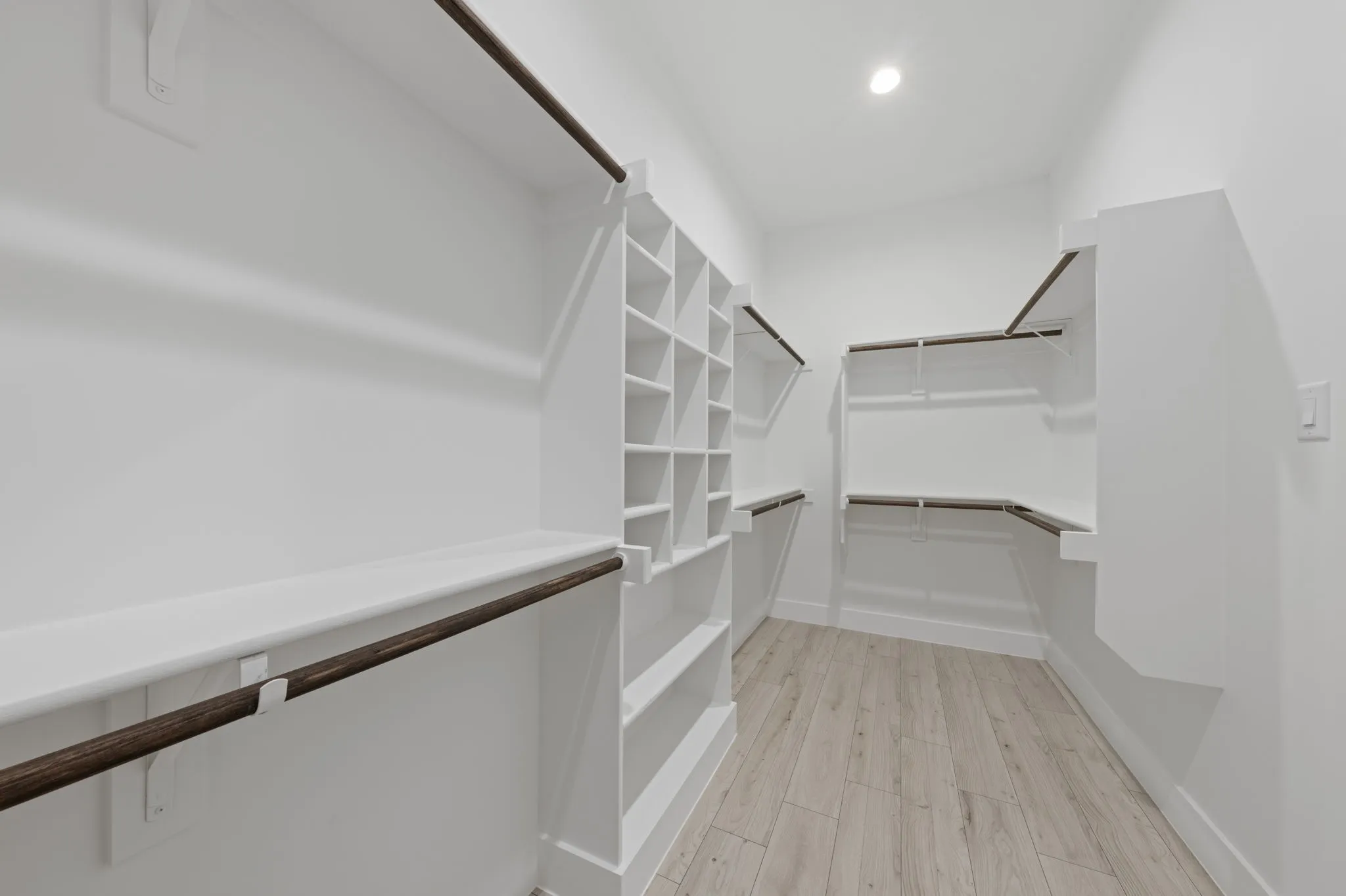 Single Family Residence For Sale in Dallas County , 1429 E Ann Arbor Avenue, Dallas, Texas 75216, 4 Bedroom, 2 Bathroom, 2 Garage spaces, 1,957 Sqft, built in 2026, mls#21389664, Real Estate Agent in Dallas, Homes For Sale in Dallas county, Homes For Sale in Dallas, Realtor in Dallas Texas, Real Estate Brokerage Independent Realty Texas, Luminita Cordes Realtor