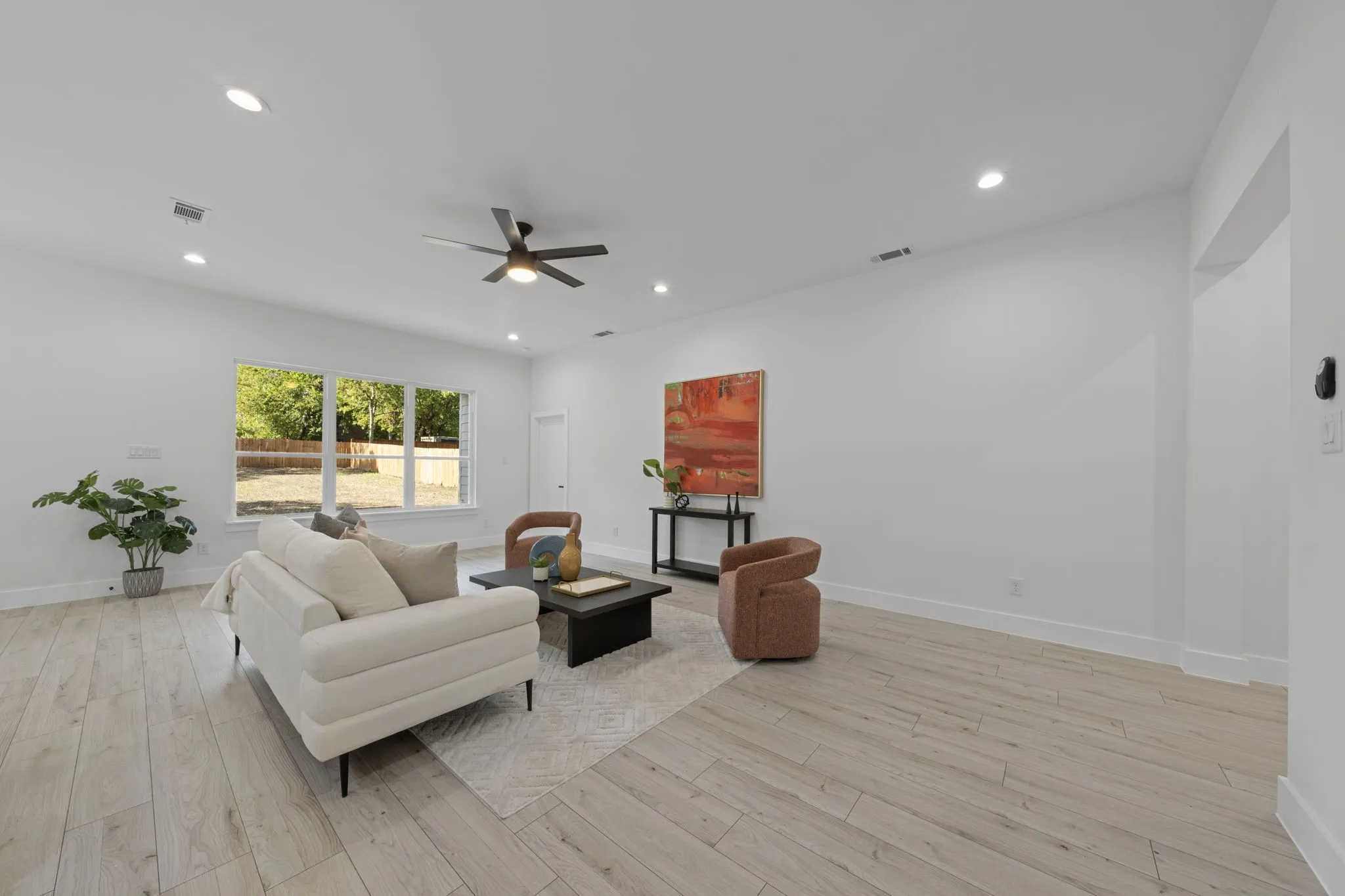 Single Family Residence For Sale in Dallas County , 1429 E Ann Arbor Avenue, Dallas, Texas 75216, 4 Bedroom, 2 Bathroom, 2 Garage spaces, 1,957 Sqft, built in 2026, mls#21389664, Real Estate Agent in Dallas, Homes For Sale in Dallas county, Homes For Sale in Dallas, Realtor in Dallas Texas, Real Estate Brokerage Independent Realty Texas, Luminita Cordes Realtor
