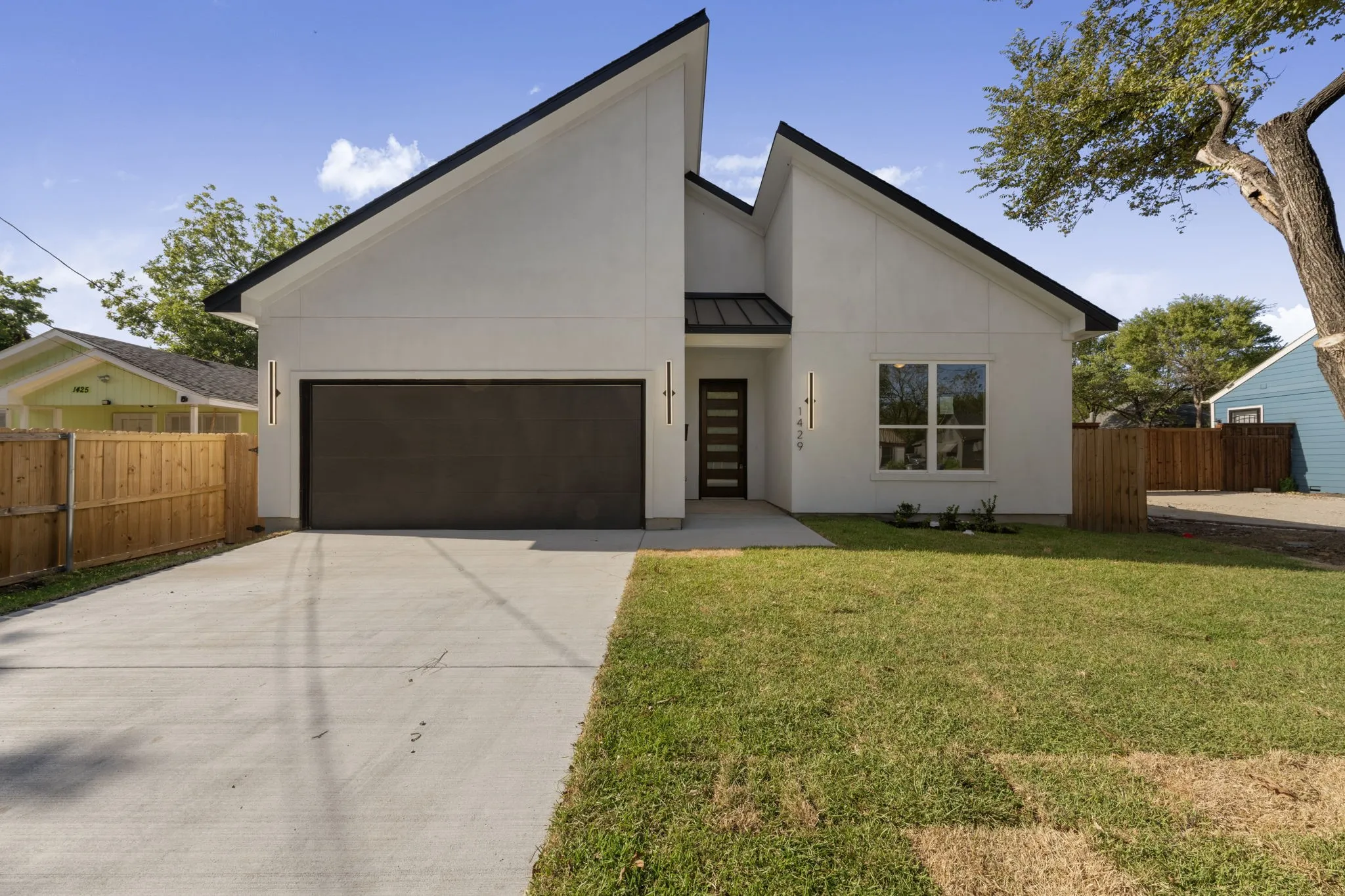 Single Family Residence For Sale