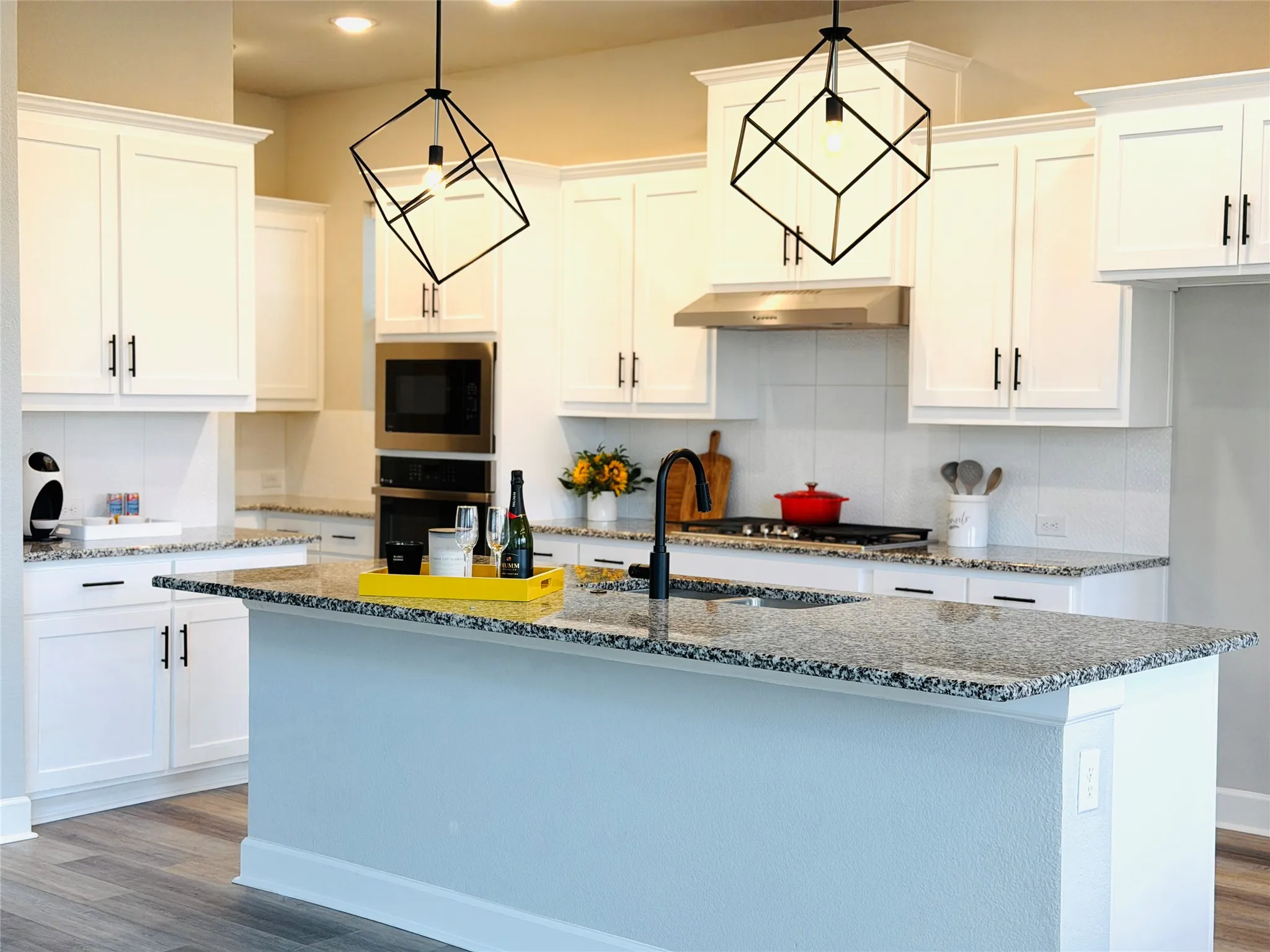 Single Family Residence For Rent in Dallas County , 3417 Rosebud Park Lane, Dallas, Texas 75229, 3 Bedroom, 3 Bathroom, 2 Garage spaces, 2,871 Sqft, built in 2021, mls#21389781, Real Estate Agent in Dallas, Homes For Rent in Dallas county, Homes For Rent in Dallas, Realtor in Dallas Texas, Real Estate Brokerage Independent Realty Texas, Luminita Cordes Realtor