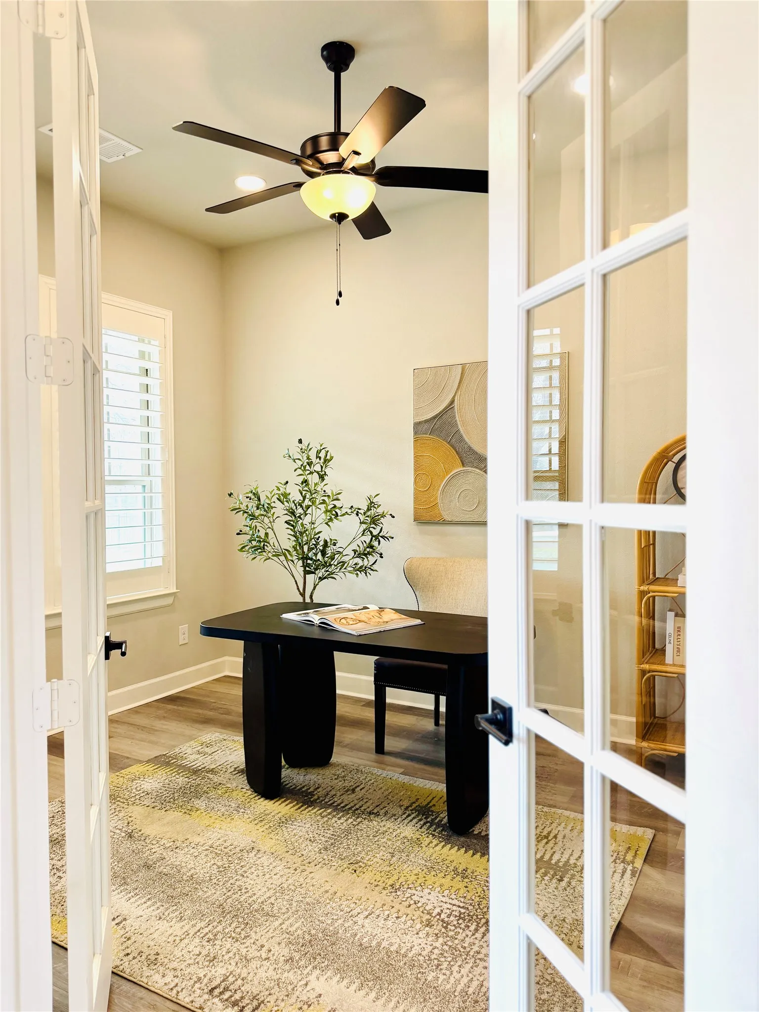 Single Family Residence For Rent in Dallas County , 3417 Rosebud Park Lane, Dallas, Texas 75229, 3 Bedroom, 3 Bathroom, 2 Garage spaces, 2,871 Sqft, built in 2021, mls#21389781, Real Estate Agent in Dallas, Homes For Rent in Dallas county, Homes For Rent in Dallas, Realtor in Dallas Texas, Real Estate Brokerage Independent Realty Texas, Luminita Cordes Realtor