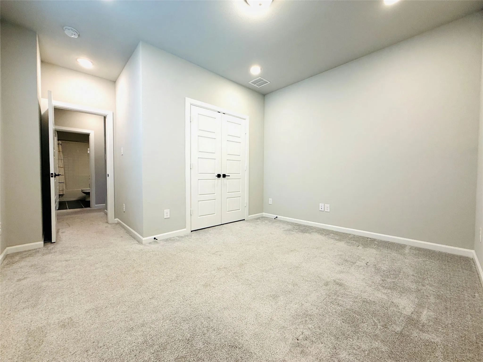 Single Family Residence For Rent in Dallas County , 3417 Rosebud Park Lane, Dallas, Texas 75229, 3 Bedroom, 3 Bathroom, 2 Garage spaces, 2,871 Sqft, built in 2021, mls#21389781, Real Estate Agent in Dallas, Homes For Rent in Dallas county, Homes For Rent in Dallas, Realtor in Dallas Texas, Real Estate Brokerage Independent Realty Texas, Luminita Cordes Realtor