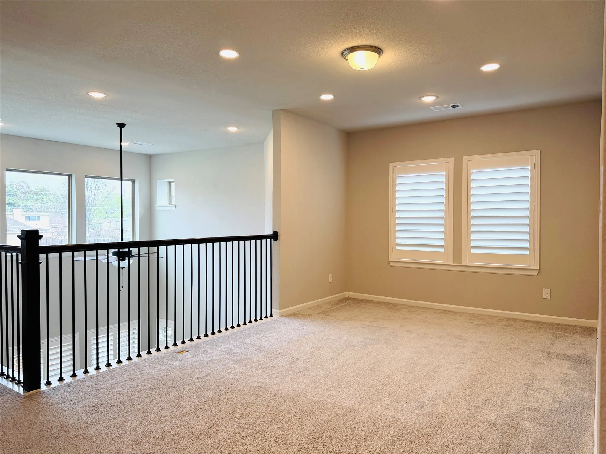 Single Family Residence For Rent in Dallas County , 3417 Rosebud Park Lane, Dallas, Texas 75229, 3 Bedroom, 3 Bathroom, 2 Garage spaces, 2,871 Sqft, built in 2021, mls#21389781, Real Estate Agent in Dallas, Homes For Rent in Dallas county, Homes For Rent in Dallas, Realtor in Dallas Texas, Real Estate Brokerage Independent Realty Texas, Luminita Cordes Realtor