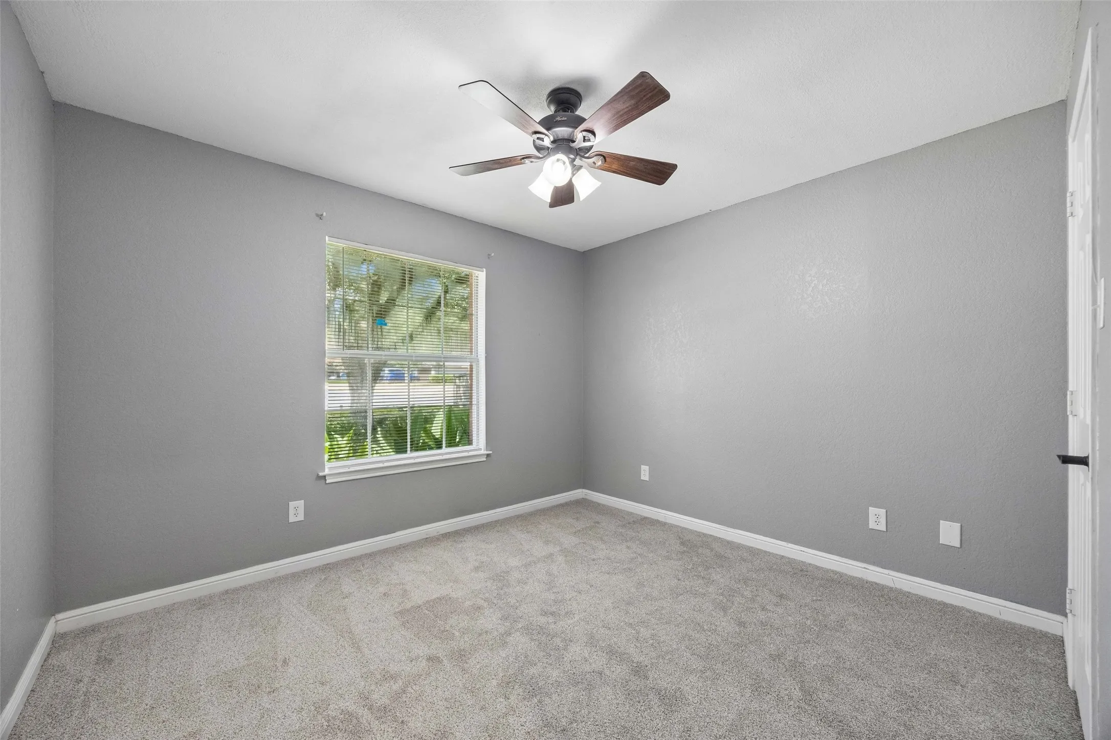 Ceiling fan
