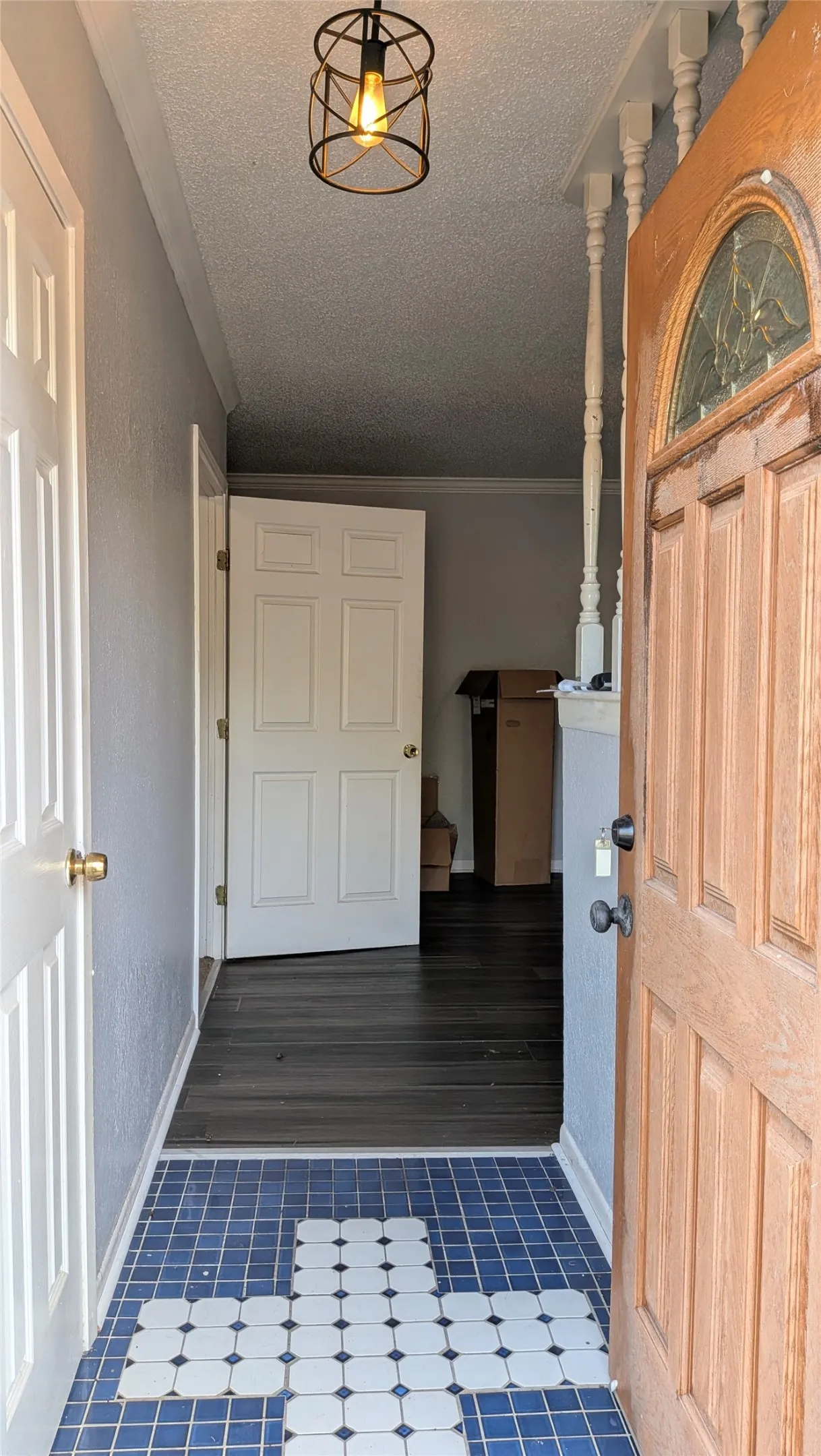 Single Family Residence For Sale in Mc Lennan County , 102 S Patricia Street, Lacy Lakeview, Texas 76705, 4 Bedroom, 2 Bathroom, Garage spaces, 1,902 Sqft, built in 1968, mls#21388971, Real Estate Agent in Lacy Lakeview, Homes For Sale in Mc Lennan county, Homes For Sale in Lacy Lakeview, Realtor in Lacy Lakeview Texas, Real Estate Brokerage Independent Realty Texas, Luminita Cordes Realtor