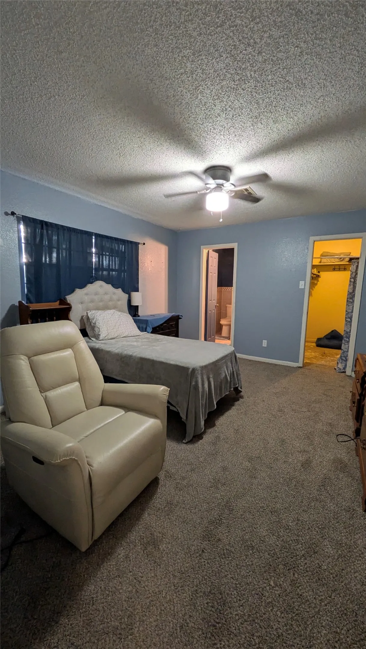 Single Family Residence For Sale in Mc Lennan County , 102 S Patricia Street, Lacy Lakeview, Texas 76705, 4 Bedroom, 2 Bathroom, Garage spaces, 1,902 Sqft, built in 1968, mls#21388971, Real Estate Agent in Lacy Lakeview, Homes For Sale in Mc Lennan county, Homes For Sale in Lacy Lakeview, Realtor in Lacy Lakeview Texas, Real Estate Brokerage Independent Realty Texas, Luminita Cordes Realtor