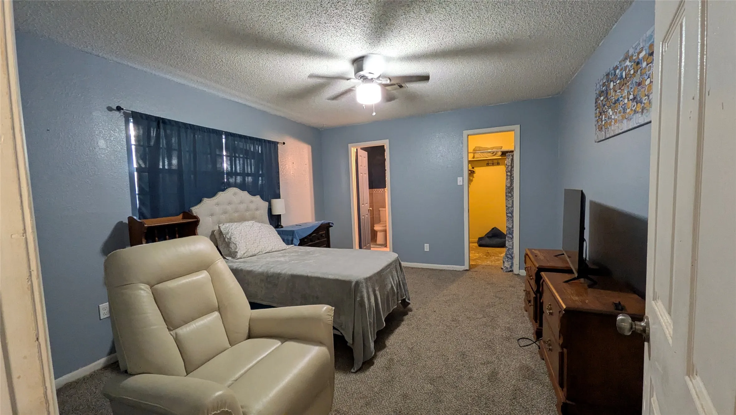 Single Family Residence For Sale in Mc Lennan County , 102 S Patricia Street, Lacy Lakeview, Texas 76705, 4 Bedroom, 2 Bathroom, Garage spaces, 1,902 Sqft, built in 1968, mls#21388971, Real Estate Agent in Lacy Lakeview, Homes For Sale in Mc Lennan county, Homes For Sale in Lacy Lakeview, Realtor in Lacy Lakeview Texas, Real Estate Brokerage Independent Realty Texas, Luminita Cordes Realtor