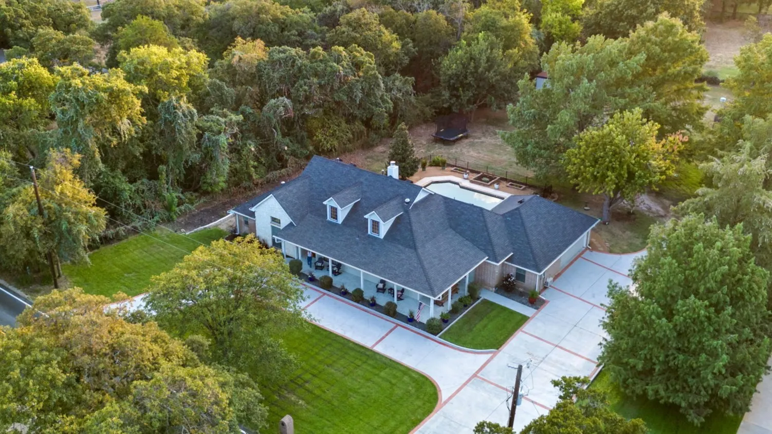 Single Family Residence For Sale