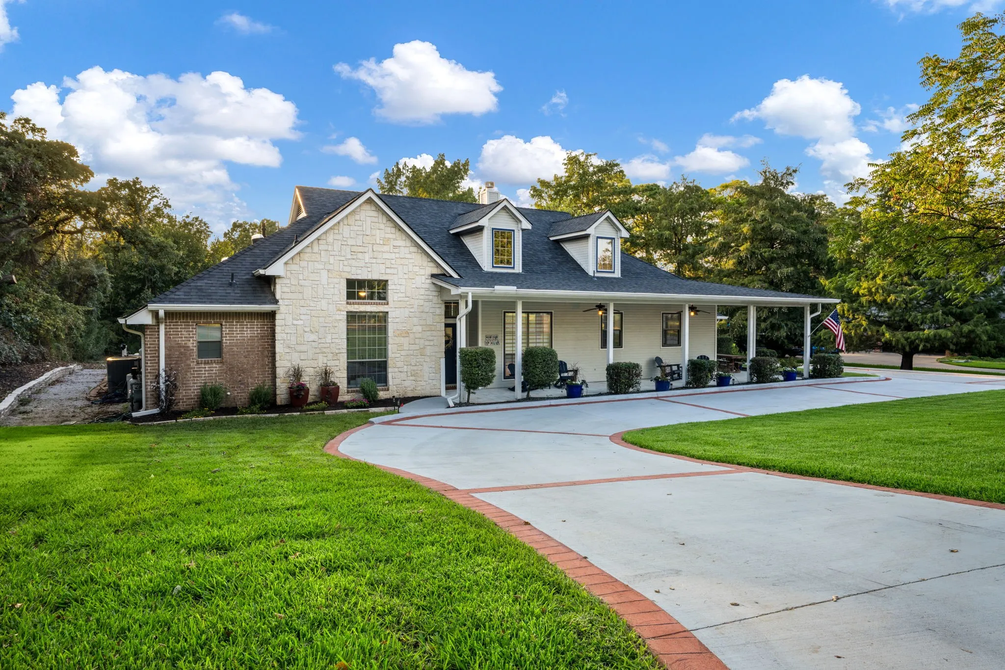 Single Family Residence For Sale in Tarrant County , 1220 Mount Gilead Road, Keller, Texas 76262, 4 Bedroom, 3 Bathroom, 2 Garage spaces, 2,717 Sqft, built in 1999, mls#21388714, Real Estate Agent in Keller, Homes For Sale in Tarrant county, Homes For Sale in Keller, Realtor in Keller Texas, Real Estate Brokerage Independent Realty Texas, Luminita Cordes Realtor