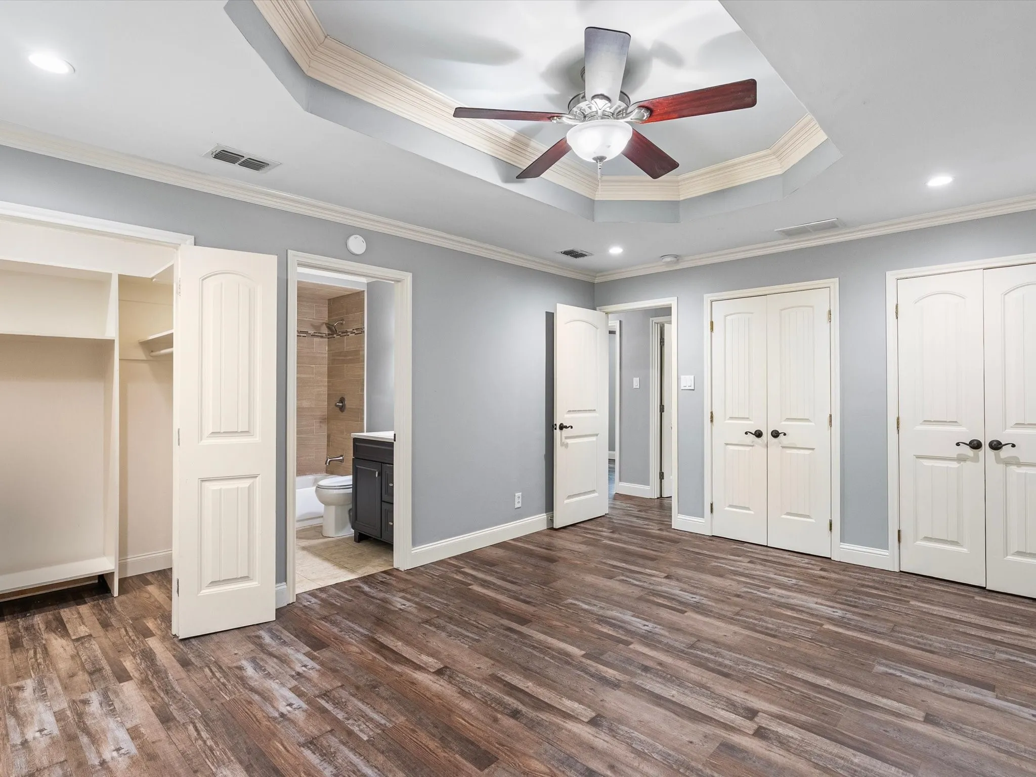Single Family Residence For Sale in Fannin County , 1622 Fm 815, Trenton, Texas 75490, 3 Bedroom, 2 Bathroom, Garage spaces, 1,120 Sqft, built in 1983, mls#21389792, Real Estate Agent in Trenton, Homes For Sale in Fannin county, Homes For Sale in Trenton, Realtor in Trenton Texas, Real Estate Brokerage Independent Realty Texas, Luminita Cordes Realtor