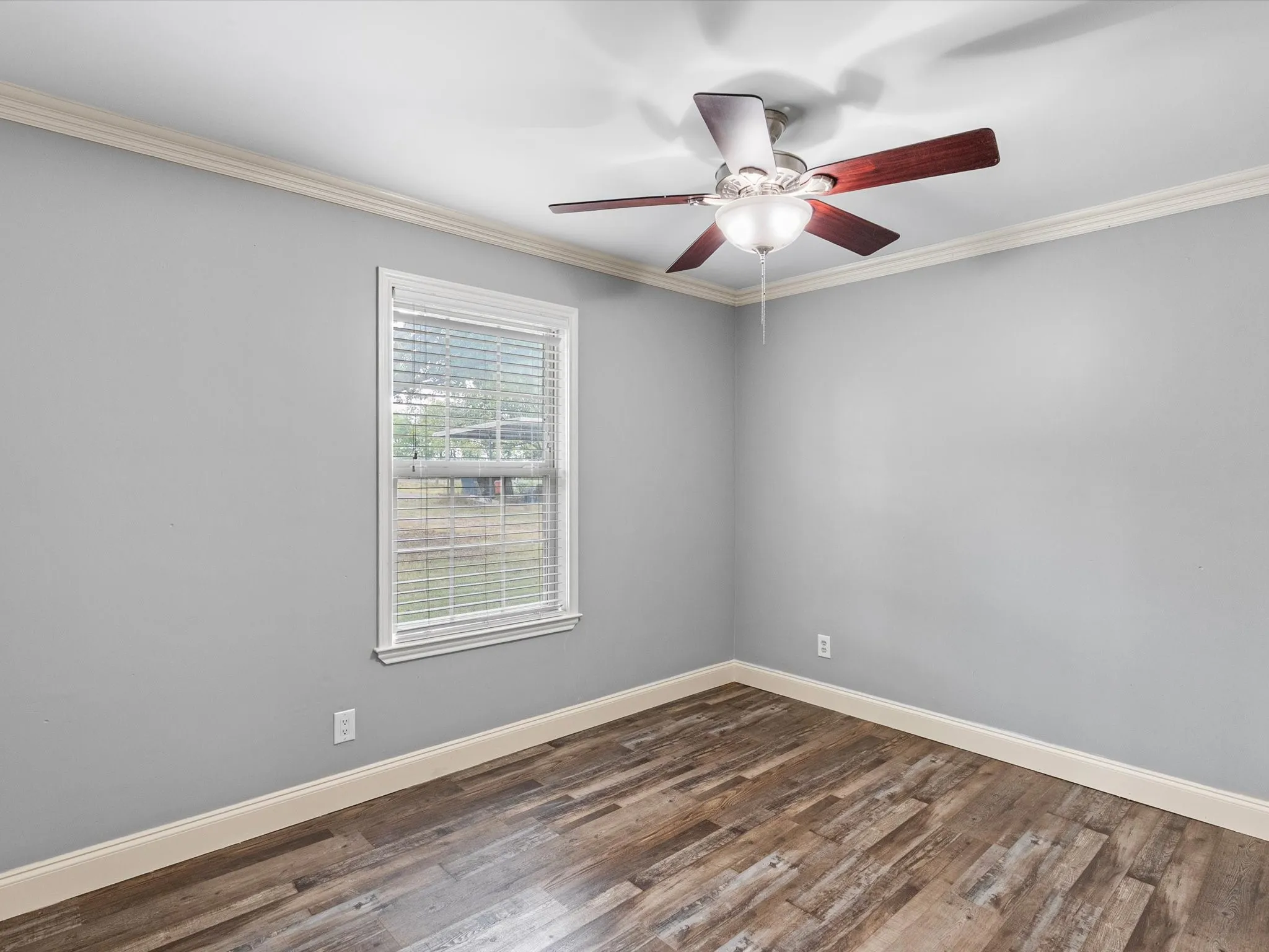 Single Family Residence For Sale in Fannin County , 1622 Fm 815, Trenton, Texas 75490, 3 Bedroom, 2 Bathroom, Garage spaces, 1,120 Sqft, built in 1983, mls#21389792, Real Estate Agent in Trenton, Homes For Sale in Fannin county, Homes For Sale in Trenton, Realtor in Trenton Texas, Real Estate Brokerage Independent Realty Texas, Luminita Cordes Realtor
